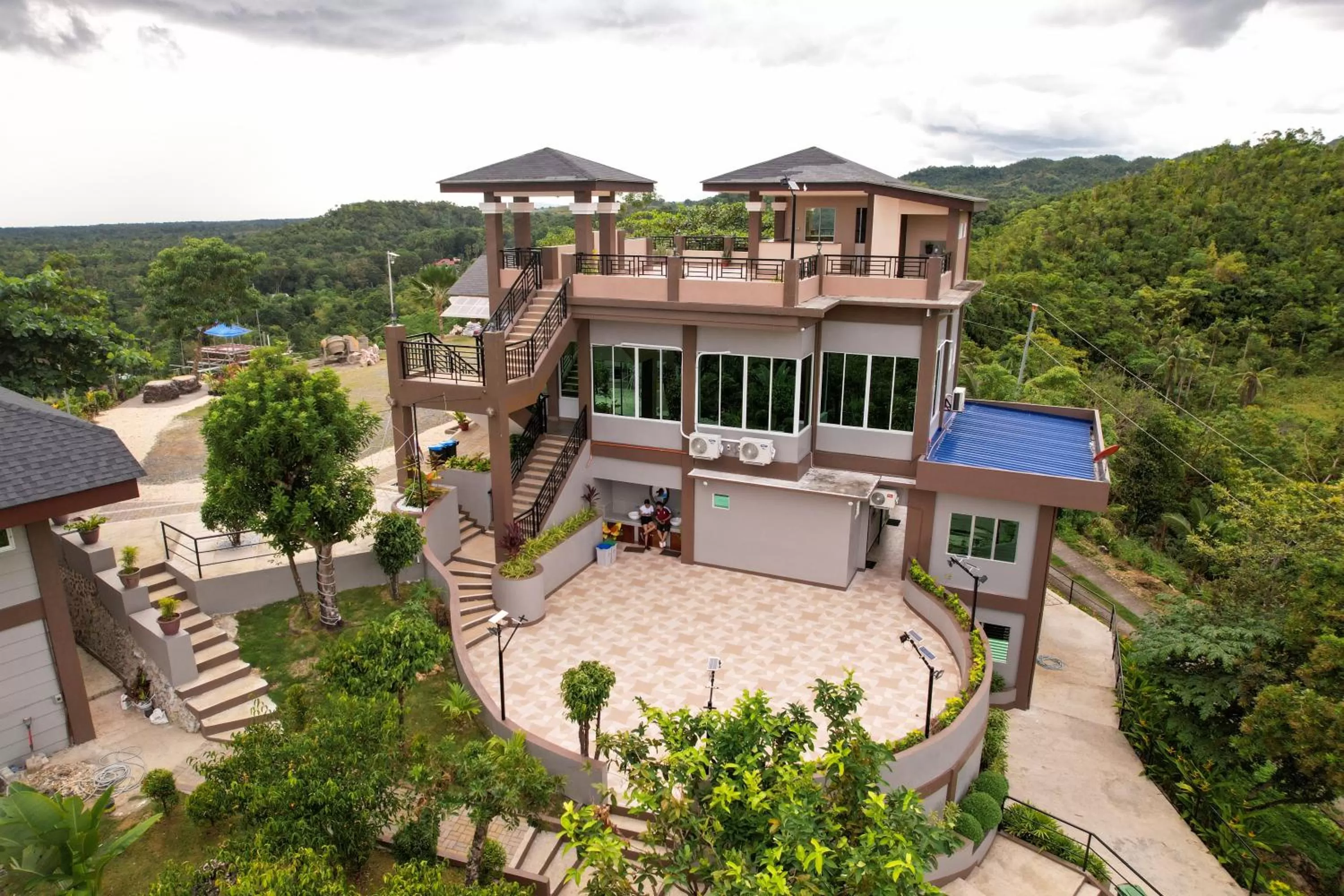 Property building in MS Mountain Cabin