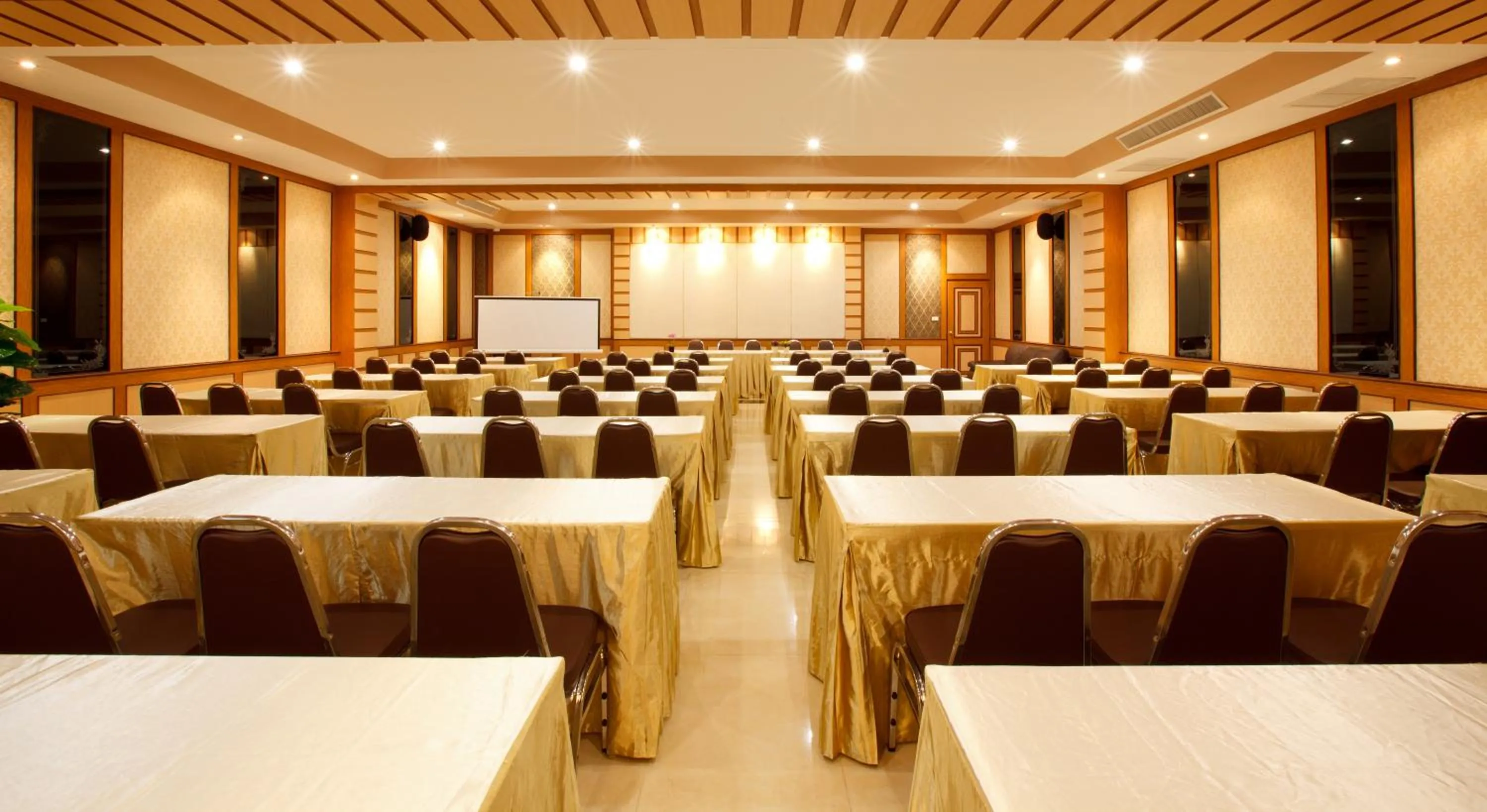 Meeting/conference room in Chawalun Resort