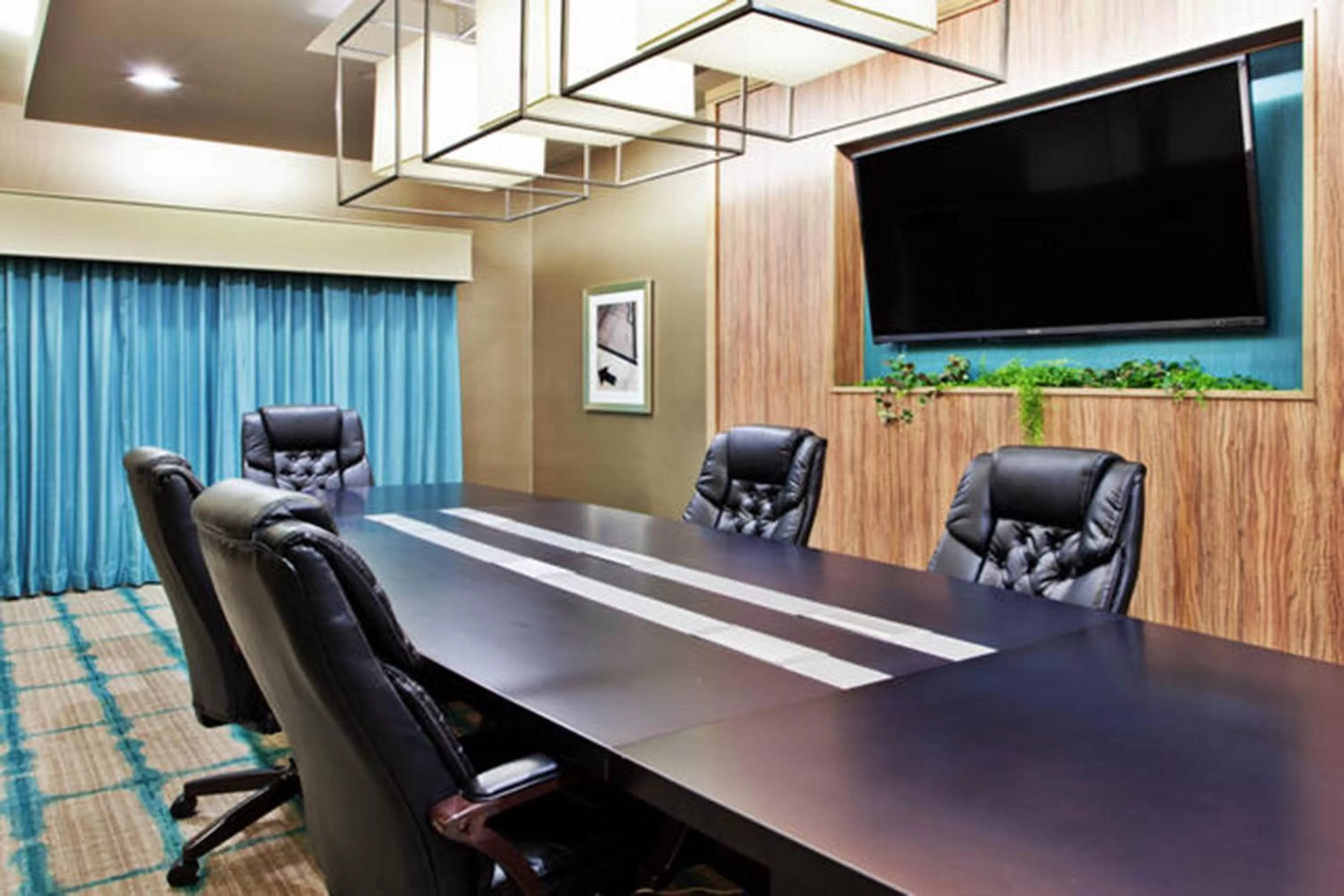 Meeting/conference room in Holiday Inn Express & Suites Warner Robins North West by IHG