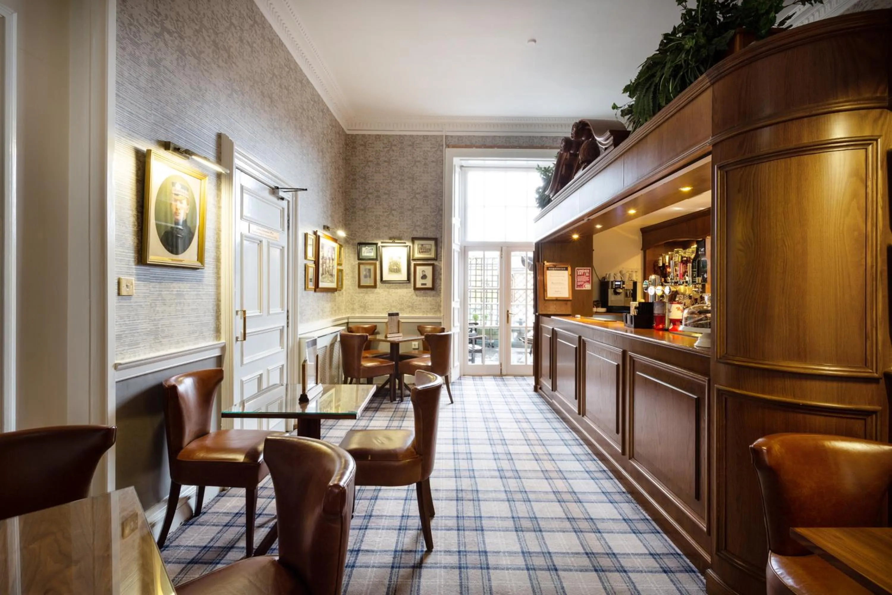 Lounge or bar in Royal Scots Club