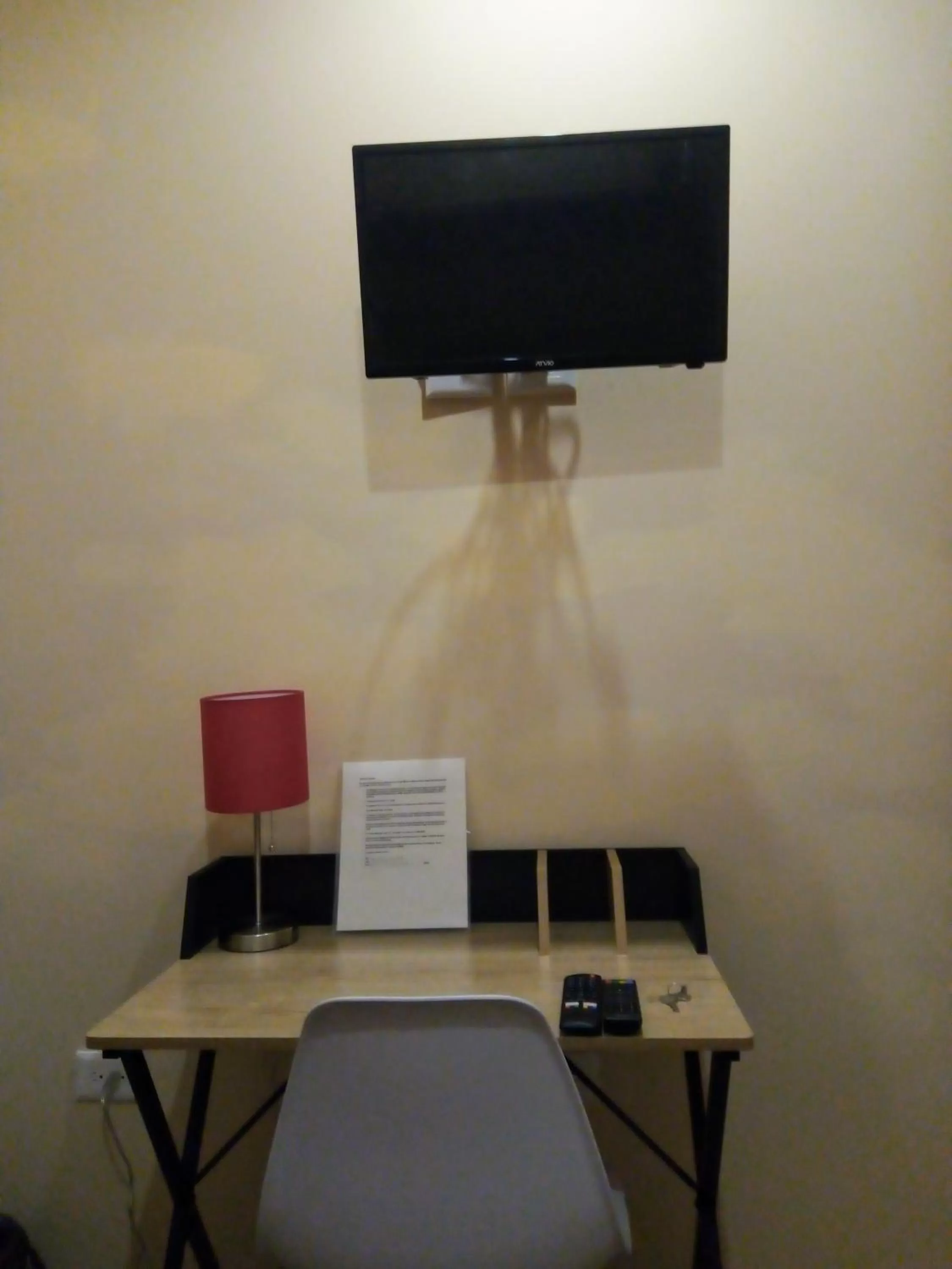 TV/Entertainment Center in Bed and Breakfast Pecarí