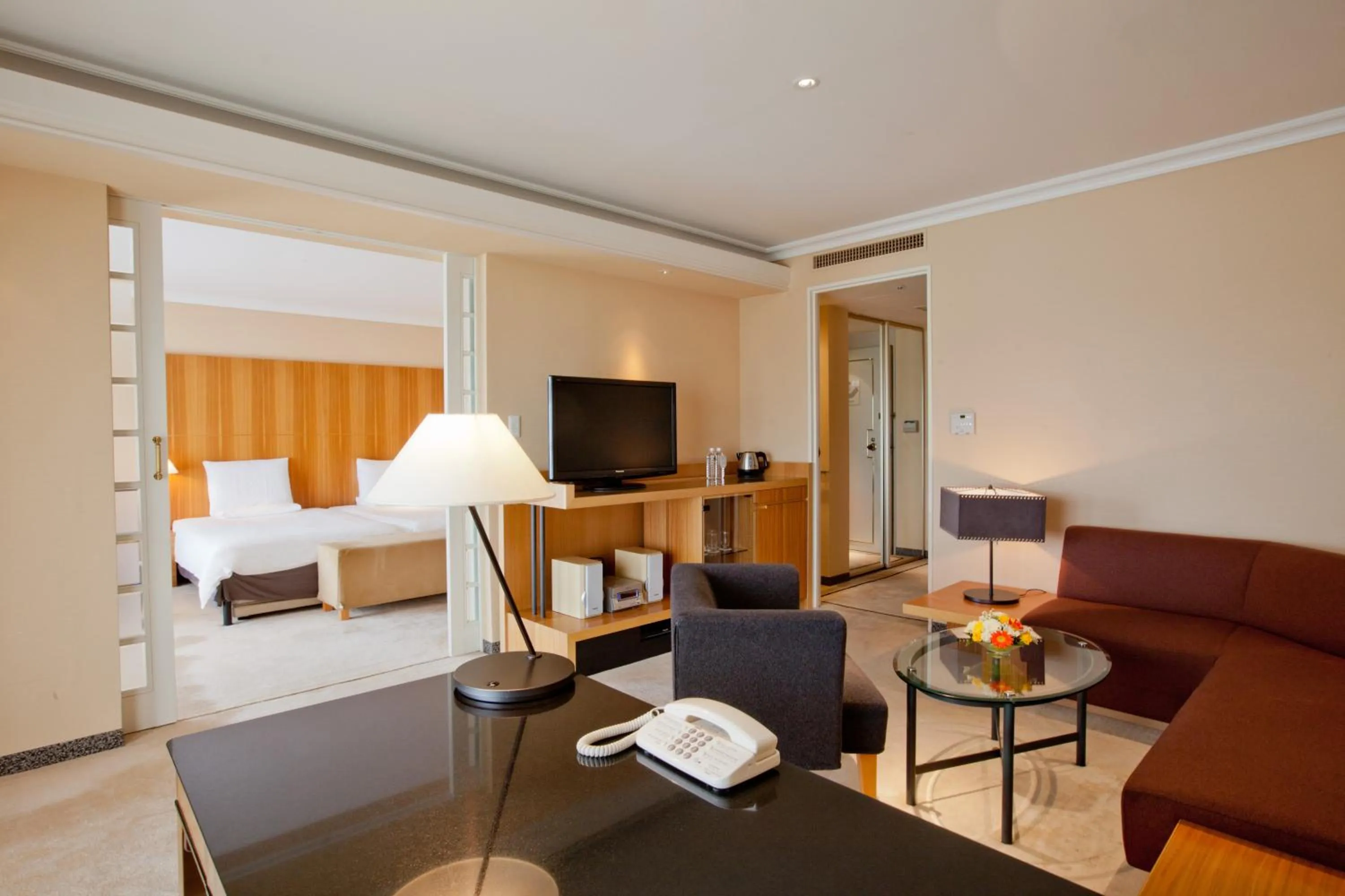 Suite for 3persons Selected at Check-in Non Smoking in Hotel New Otani Osaka