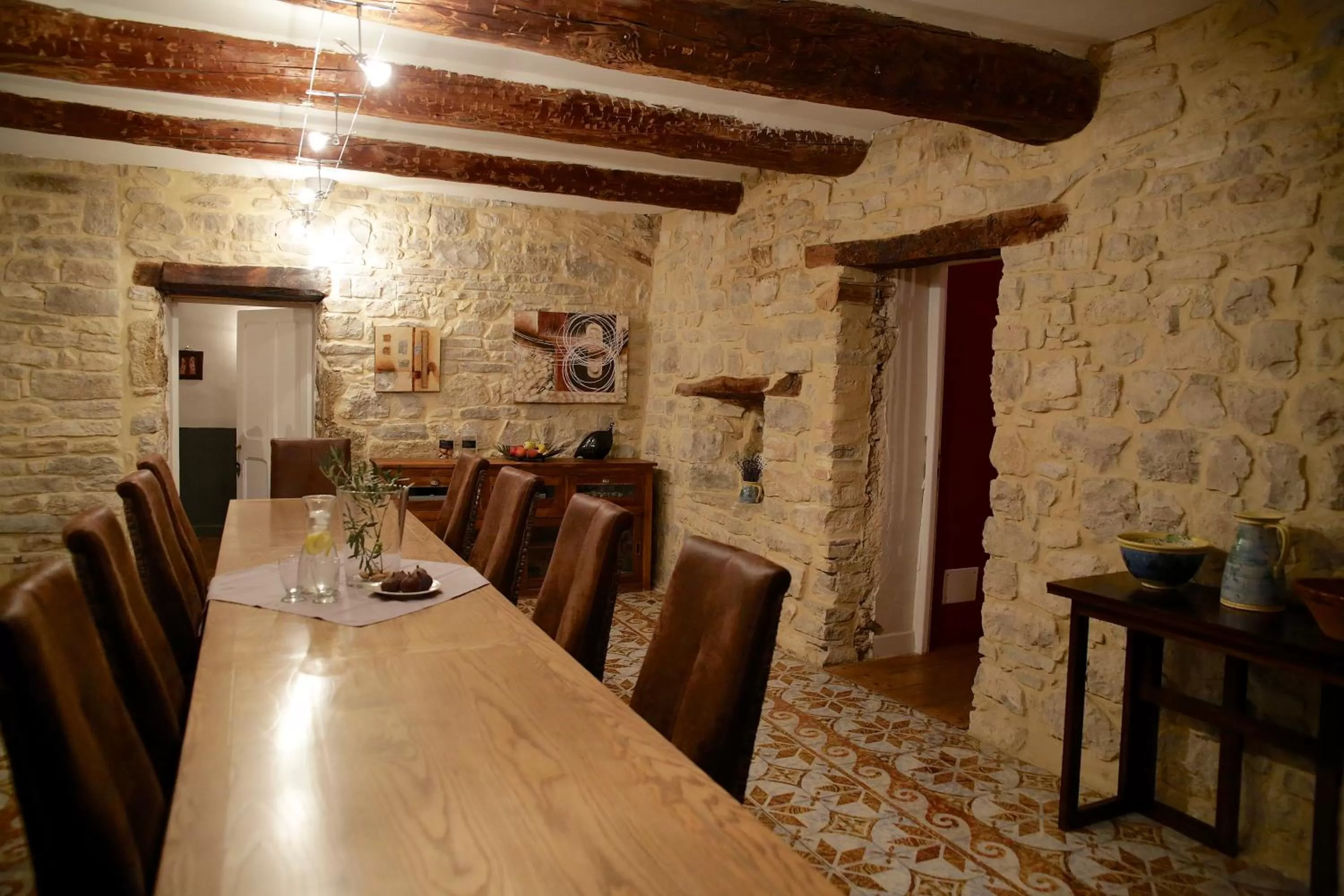 Food and drinks in L'Autre Maison