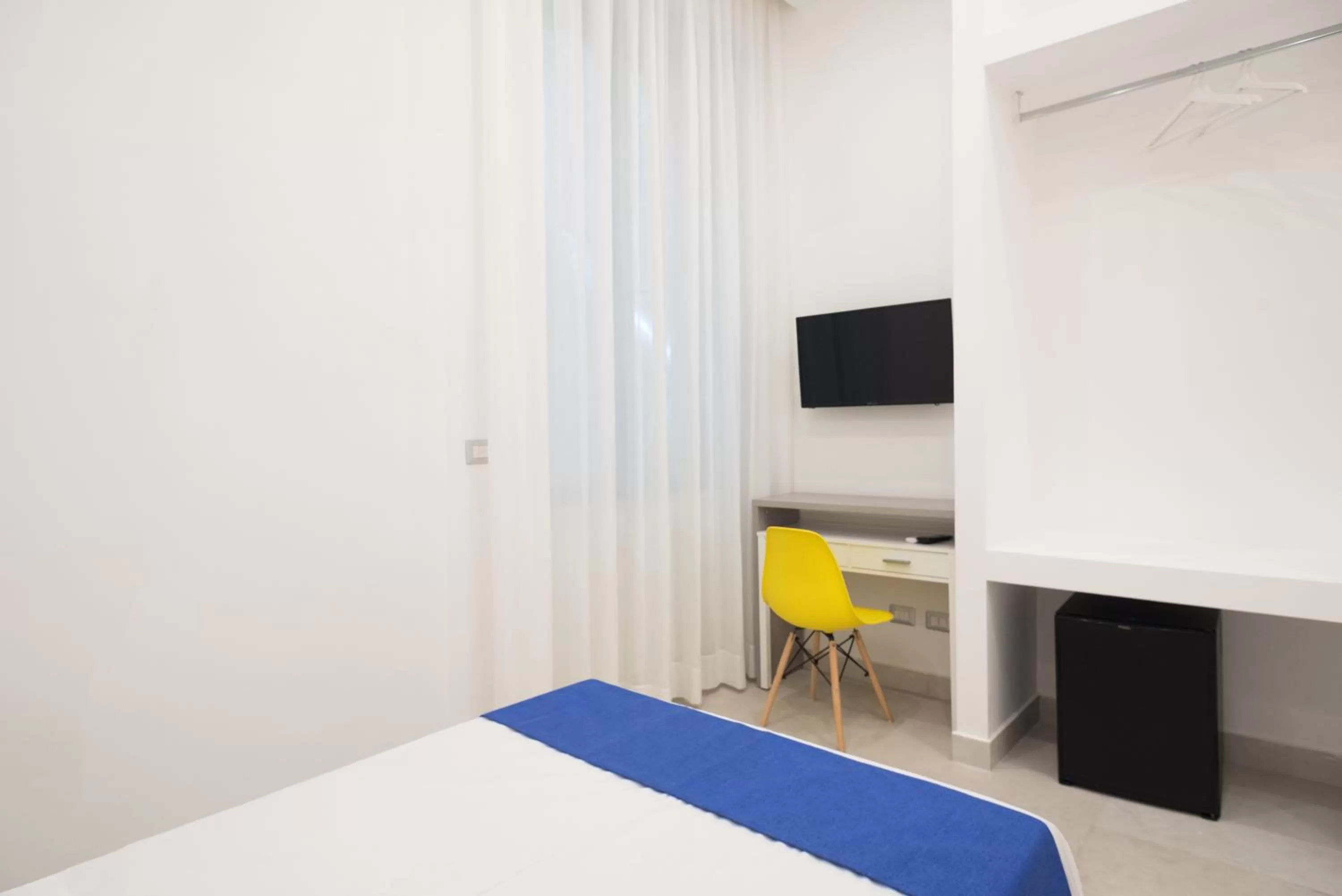 TV/Entertainment Center in Toledo in