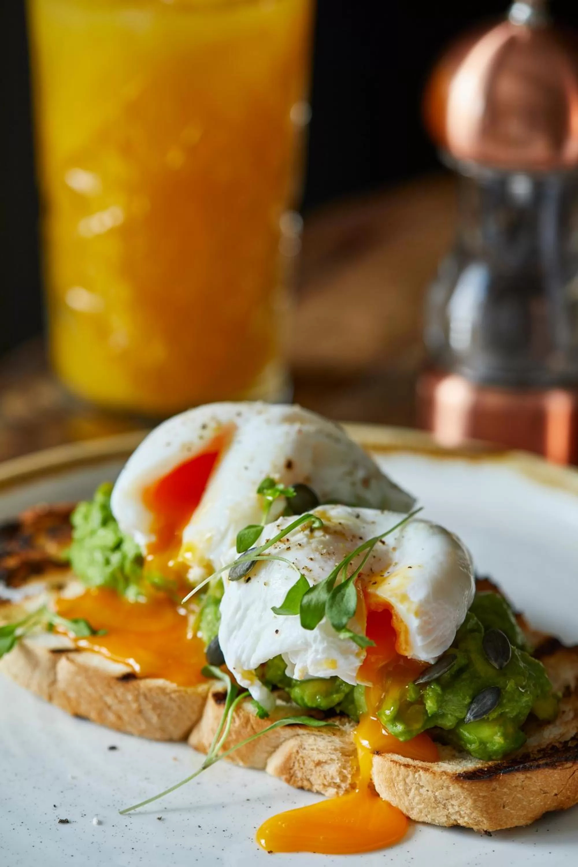 Breakfast in The Swan Inn