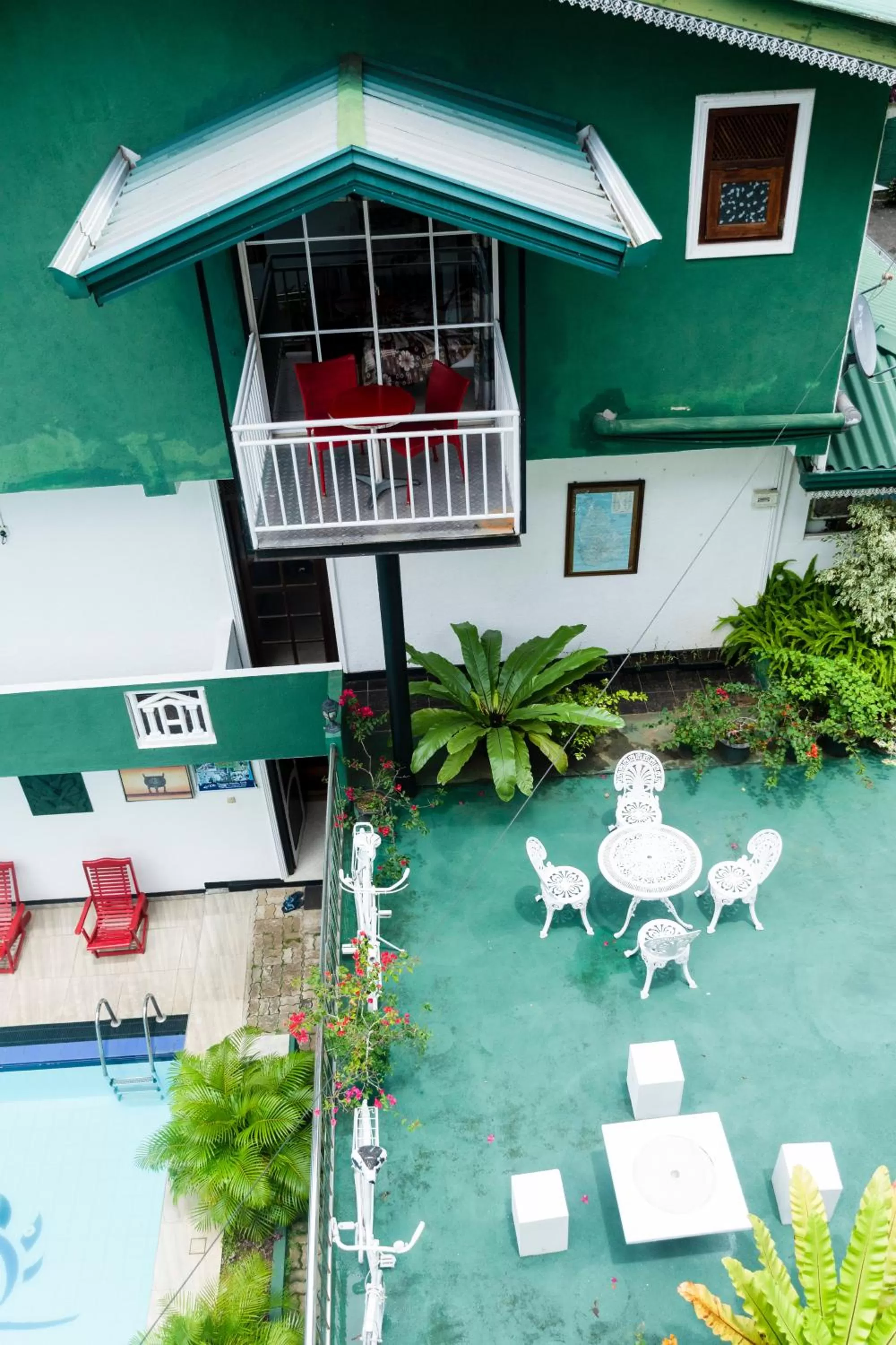 Property building in Kandy Riverside Villa