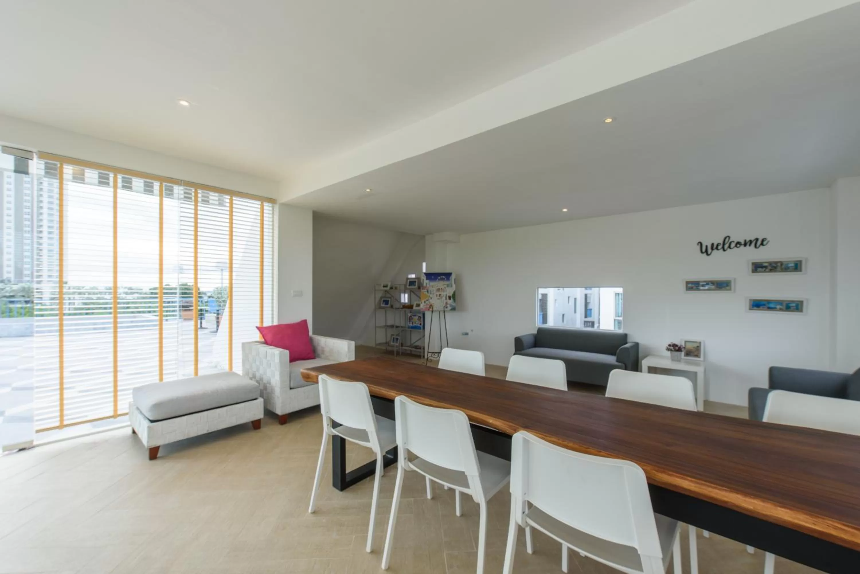 Living room in Costa Village Bangsaray