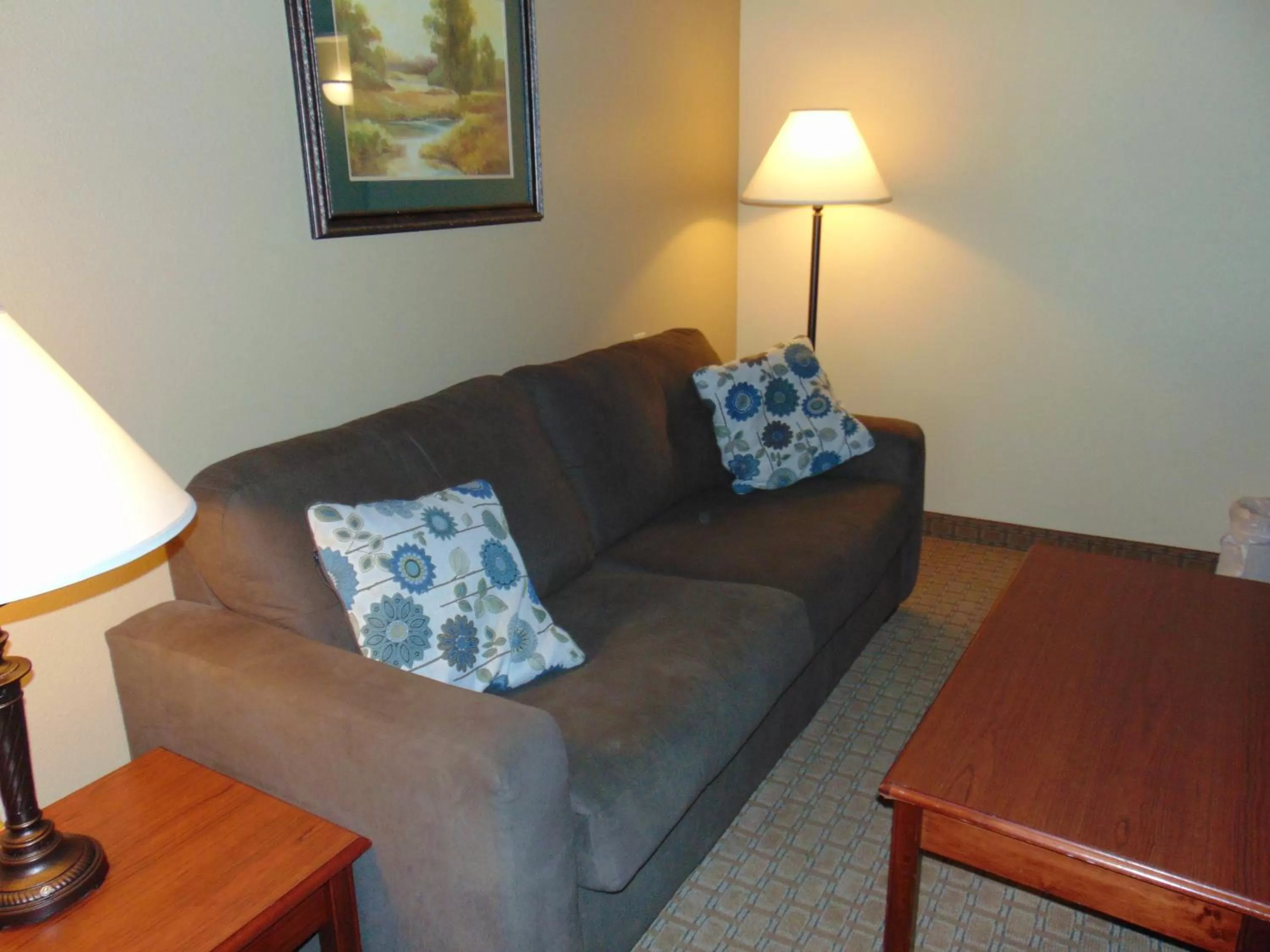 Seating area in Horse Creek Inn
