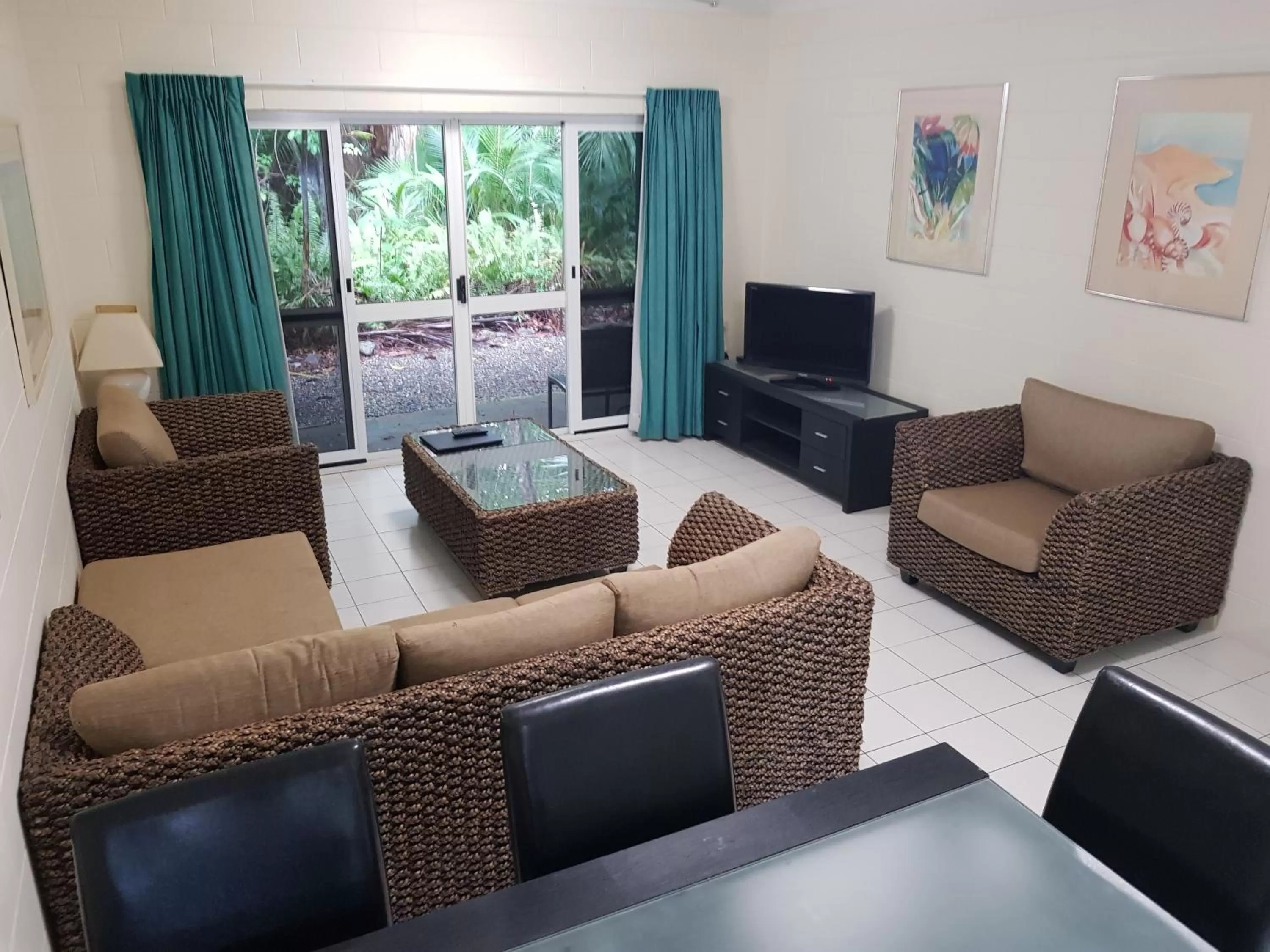 Two-Bedroom Villa in Mango Tree Holiday Apartments