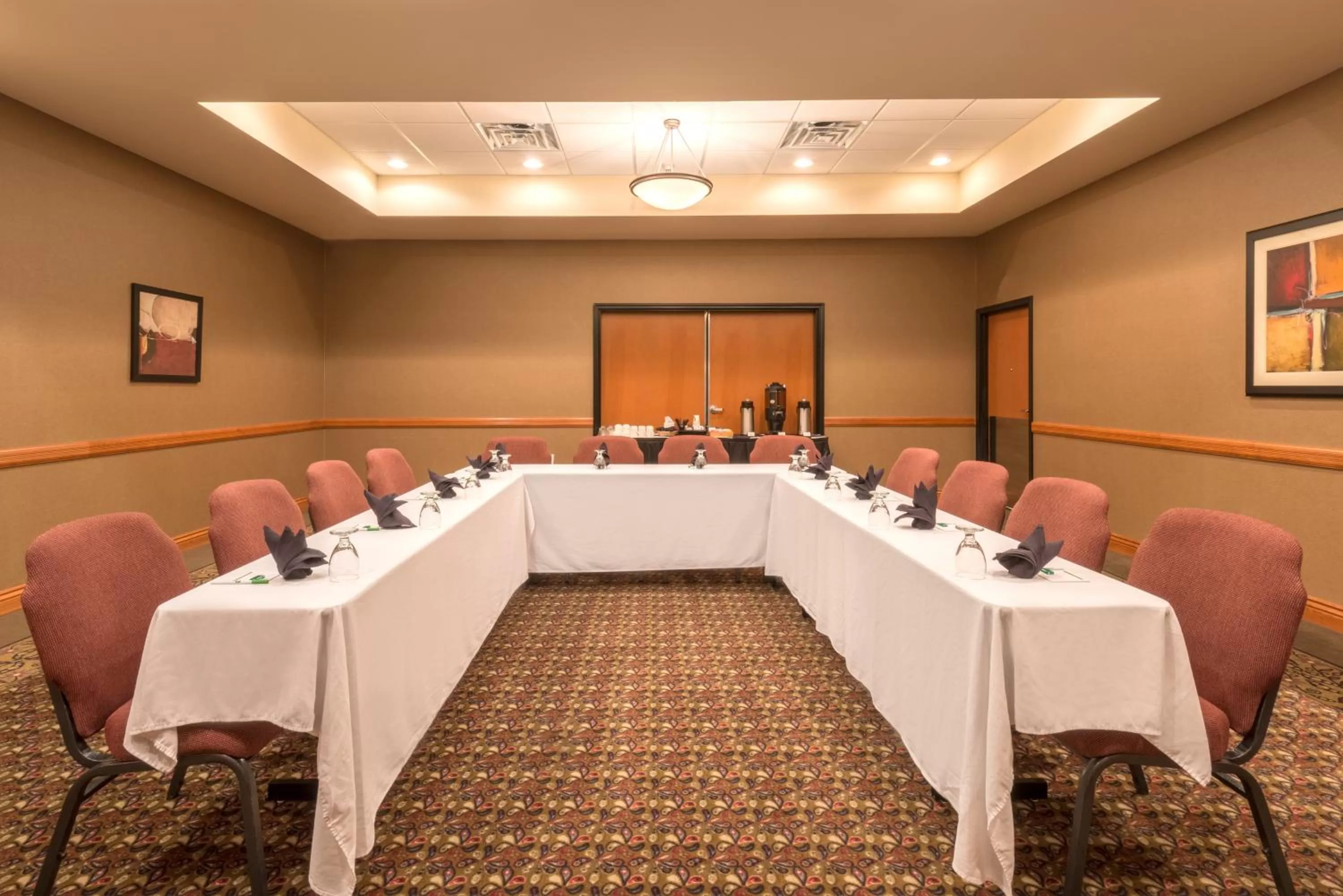 Meeting/conference room in Holiday Inn Casper East-Medical Center by IHG