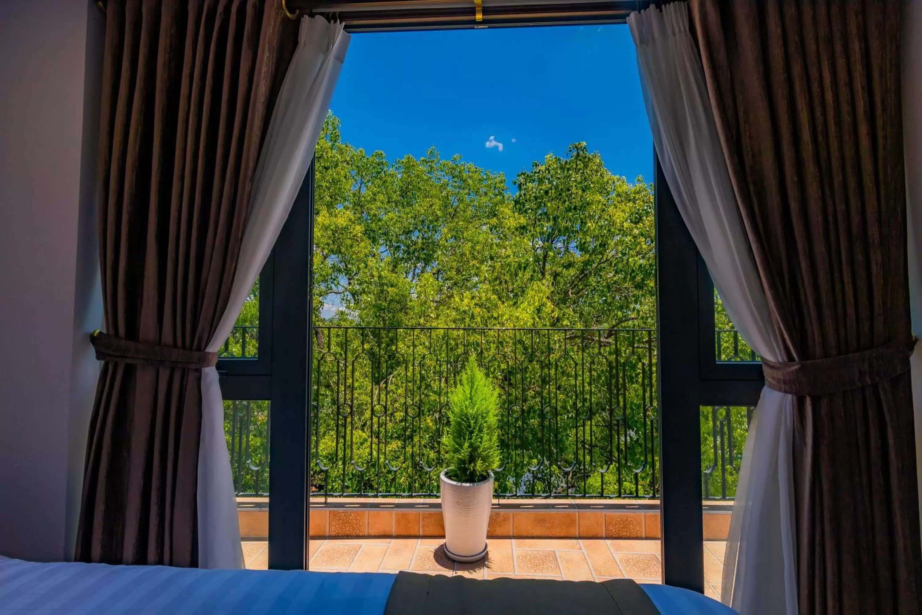 Khanh Uyen 3 Hotel Khanh Uyen 3 Hotel