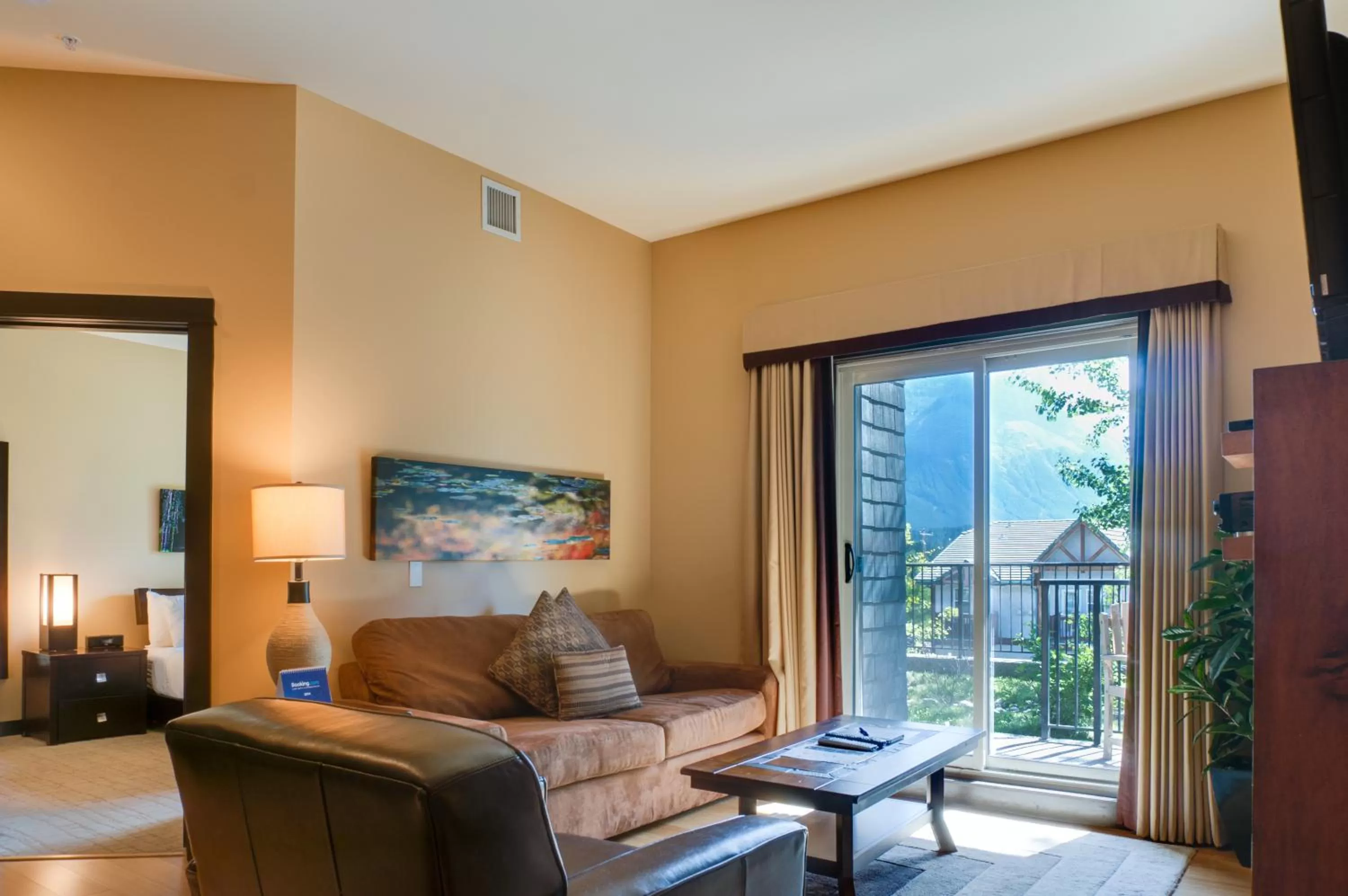 Living room in Silver Creek Lodge