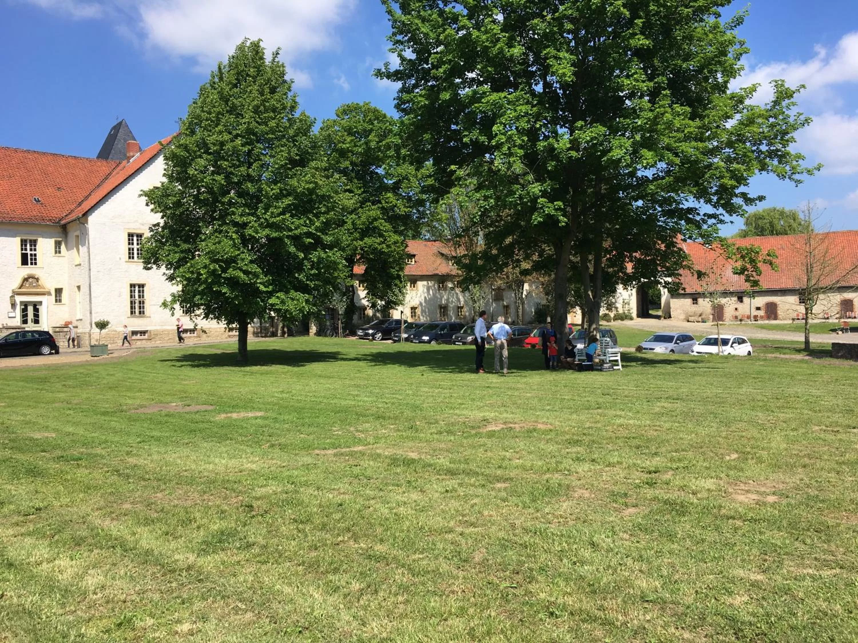 Property building in Kloster Hedersleben