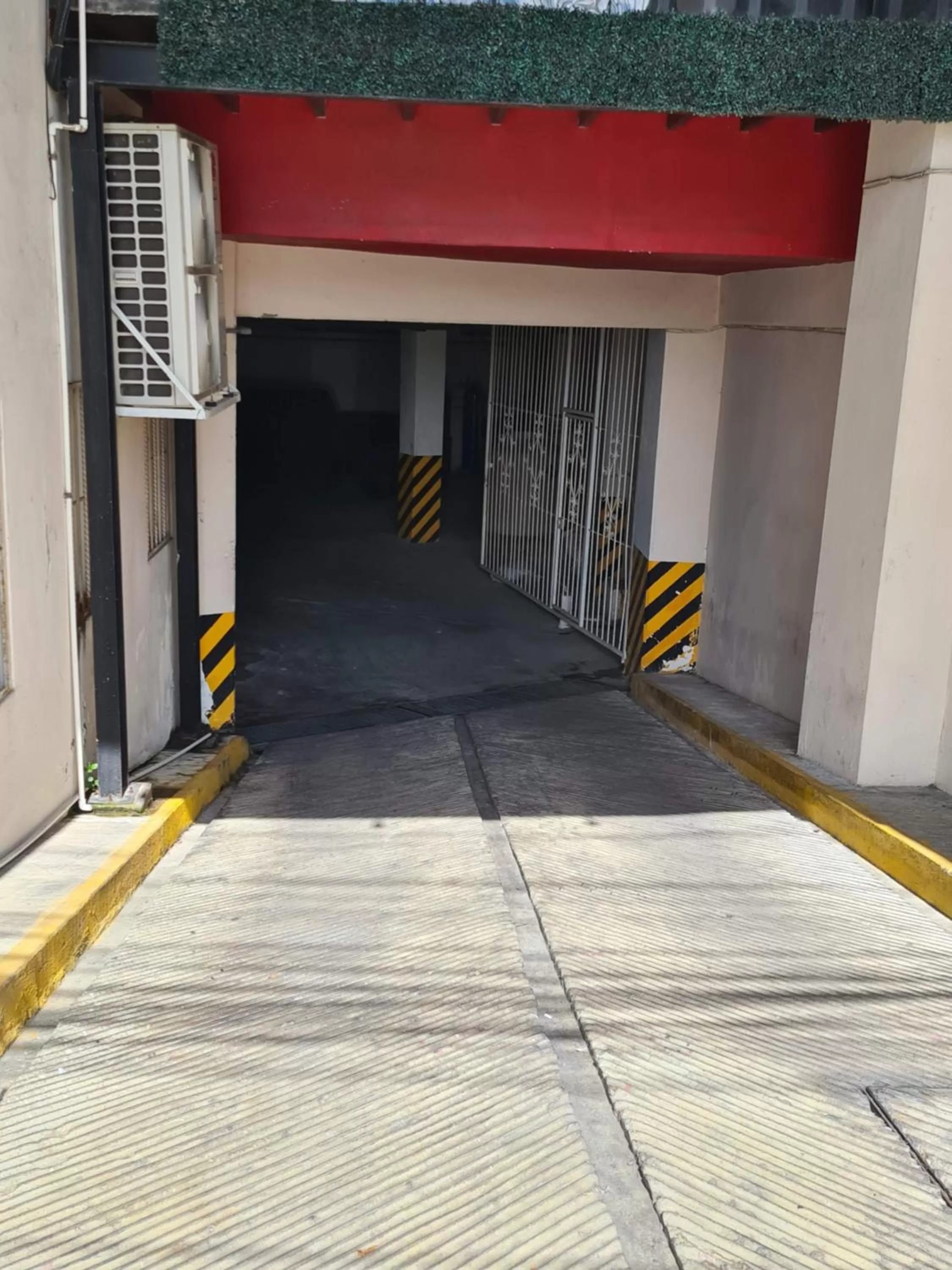 Parking in Hotel Florencia Poza Rica