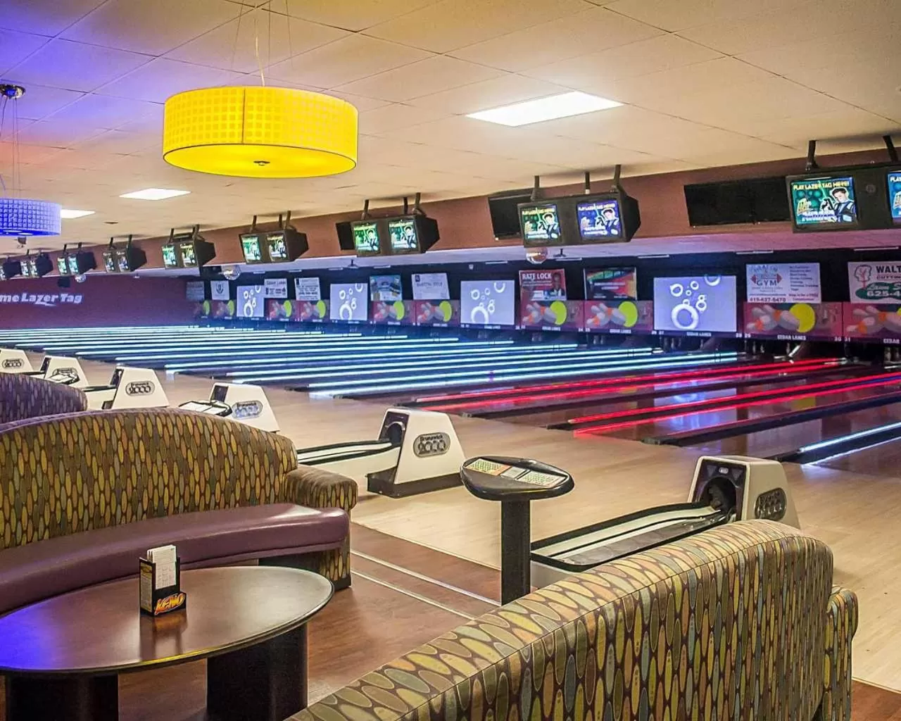 Cedar Stables Inn & Suites