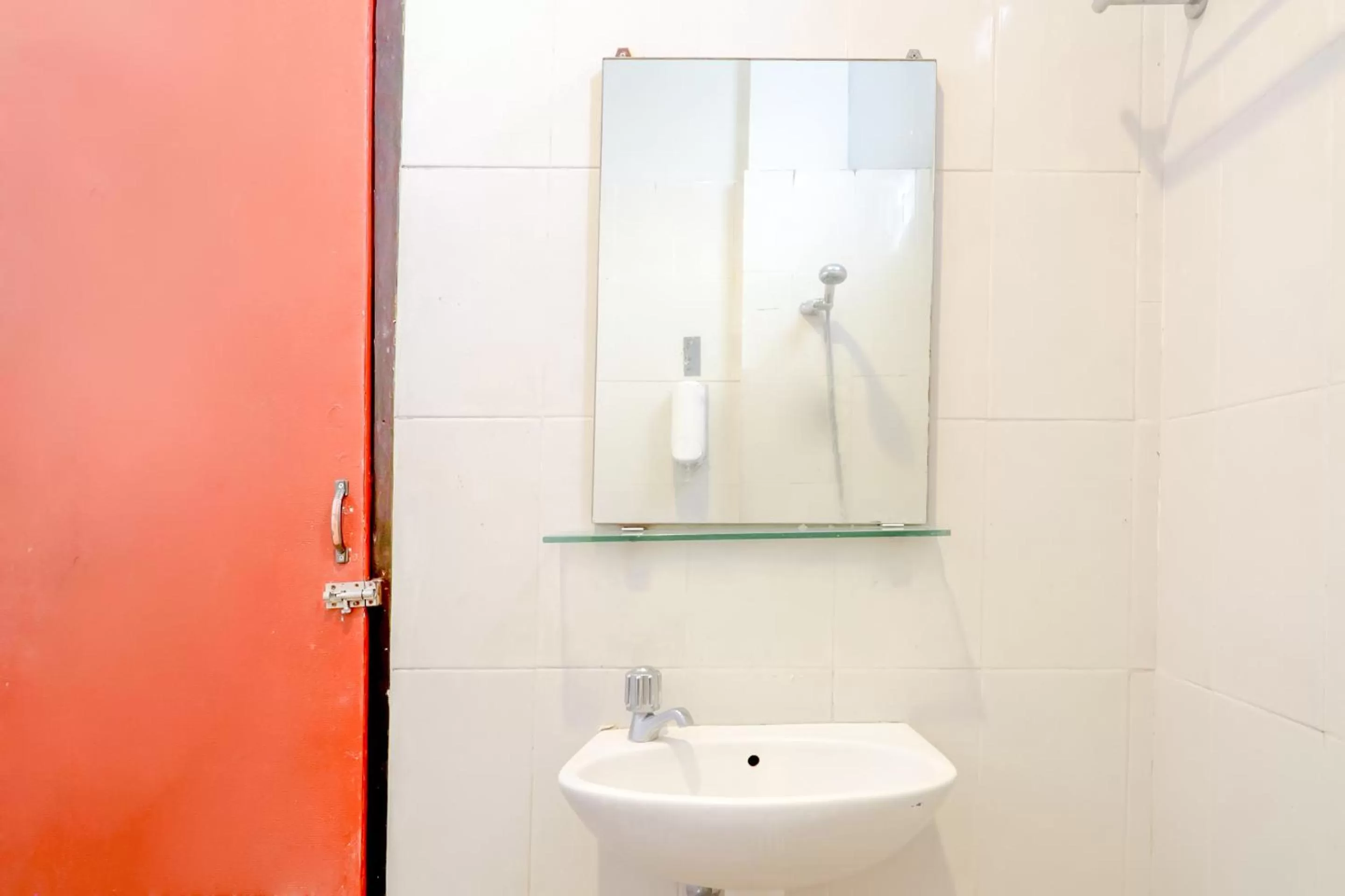 Bathroom in Catur Adi Putra