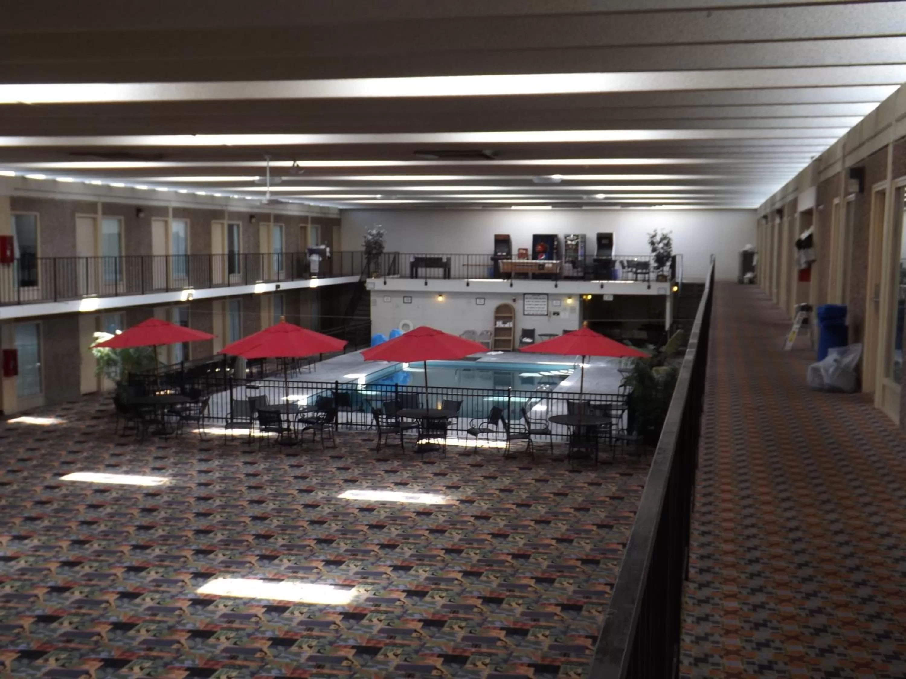 Communal lounge/ TV room in Ramada by Wyndham Sterling