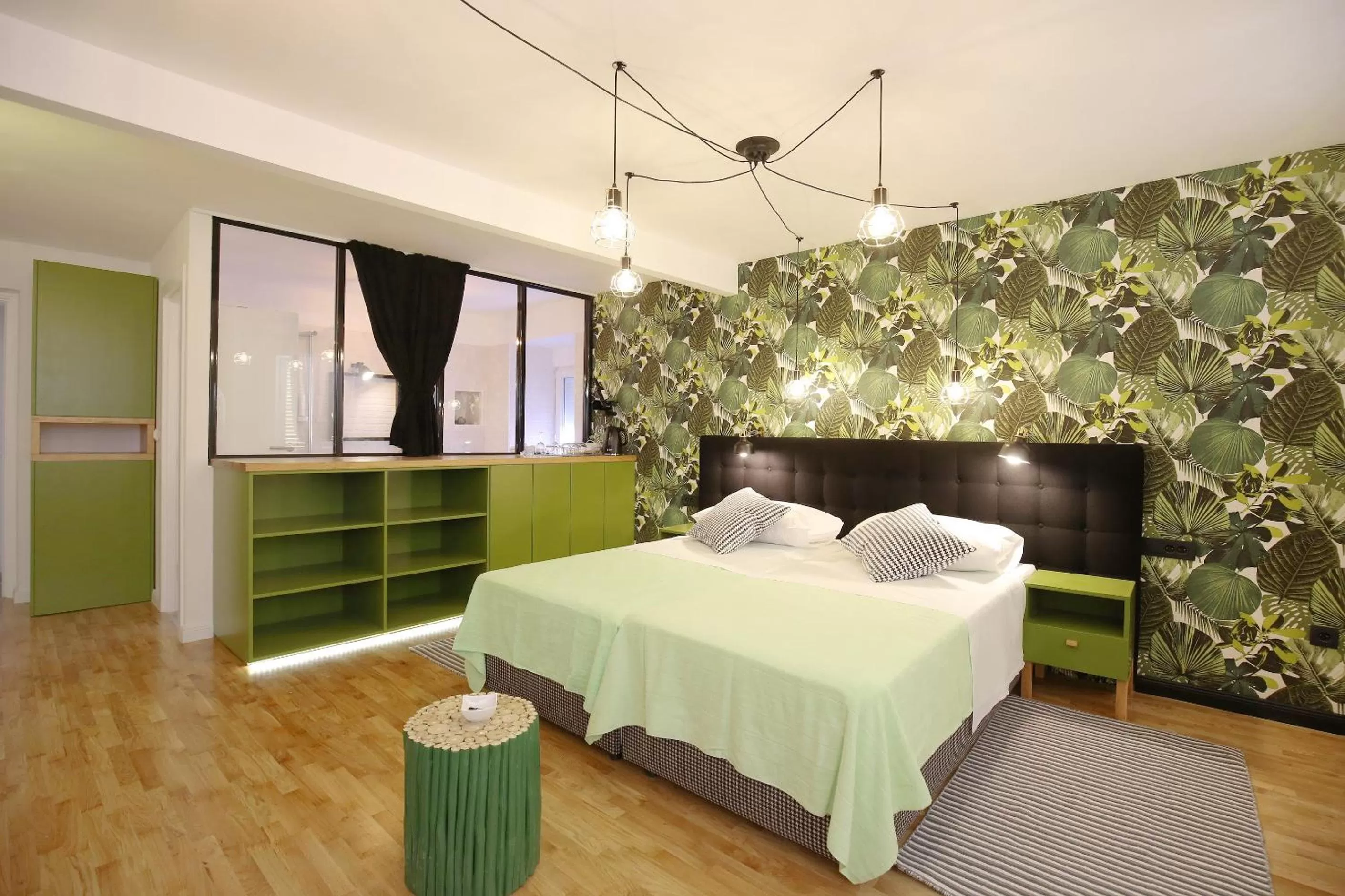 Bed in Central Apartments Integrated Hotel