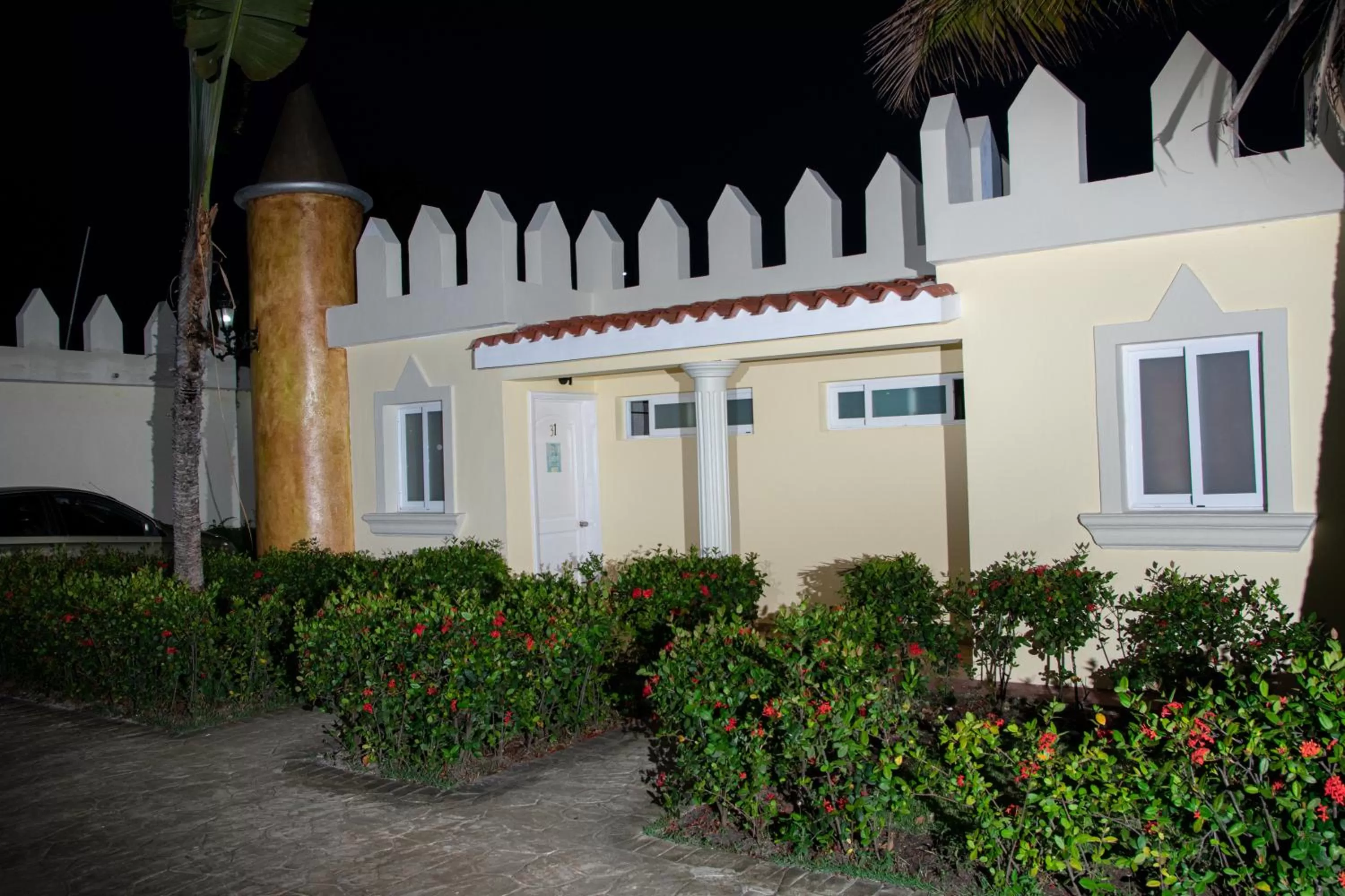Property building in Aparthotel Castillo Real