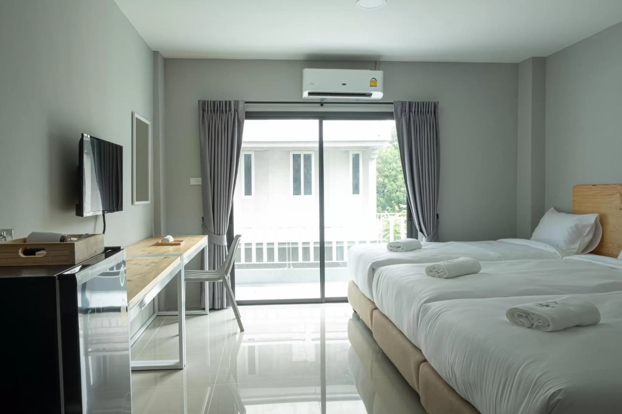 Photo of the whole room, Bed in Fine Bed Hotel