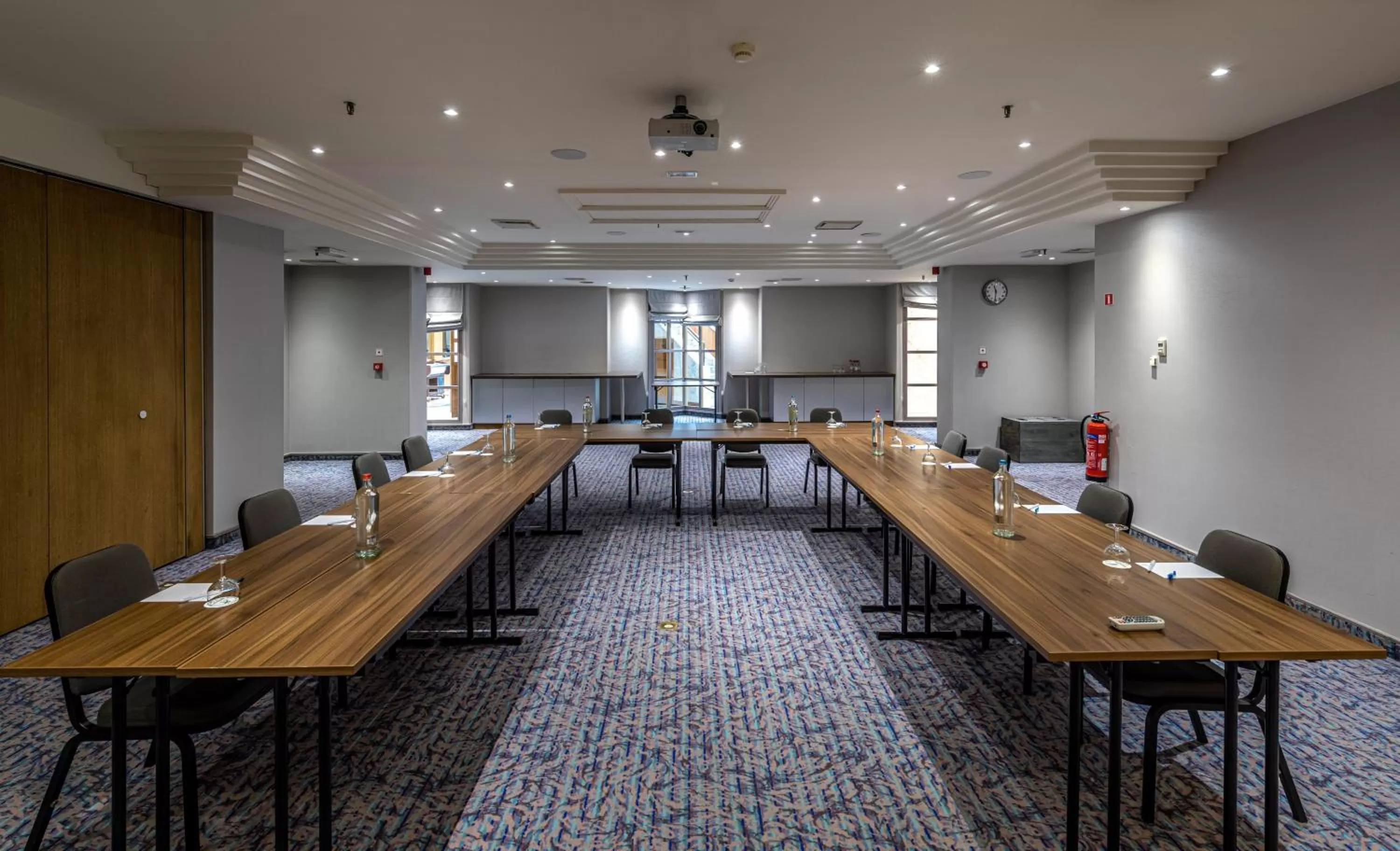 Meeting/conference room in Holiday Inn Gent Expo by IHG