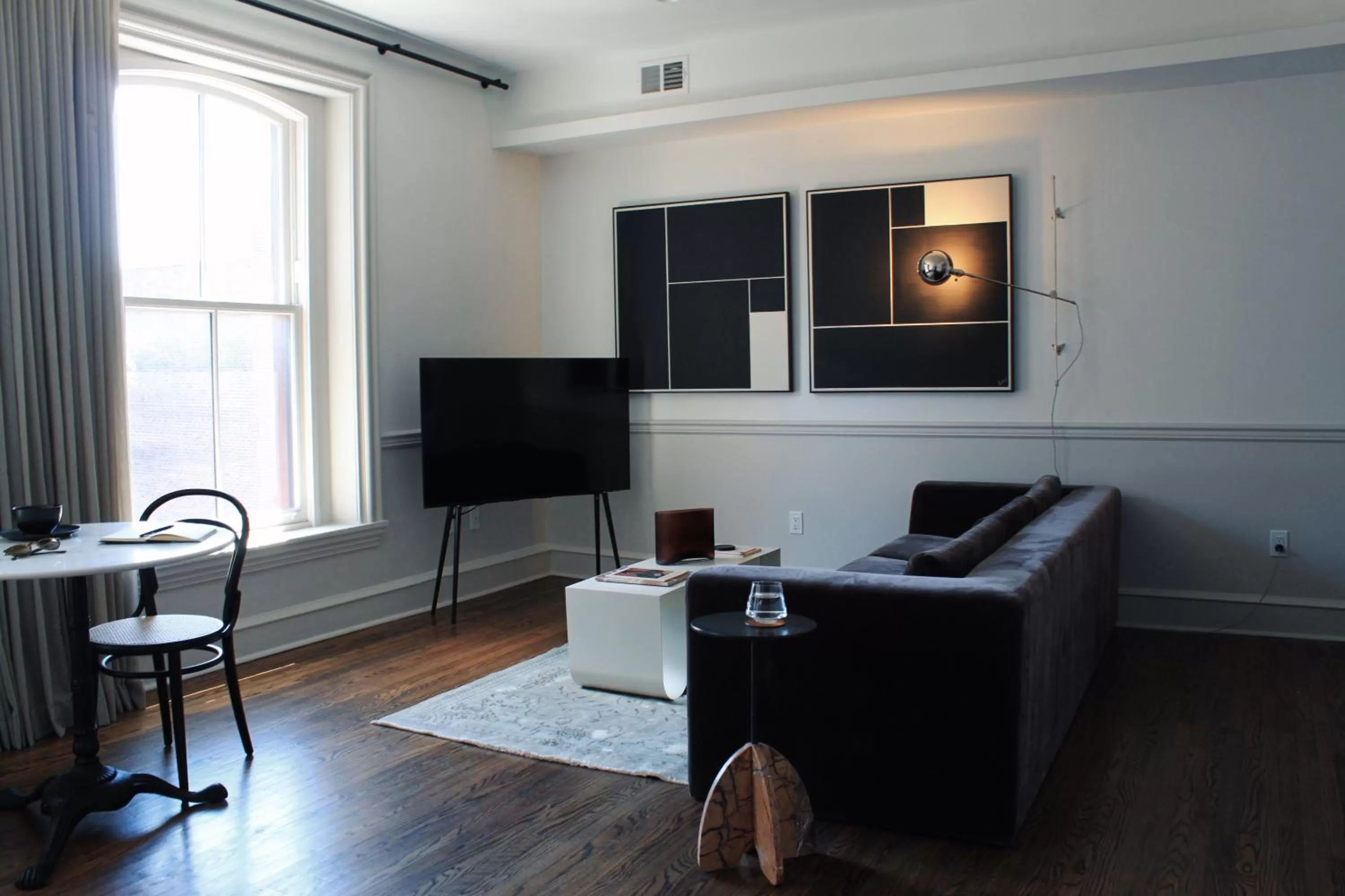 Stay Rafa At 2000 Spruce