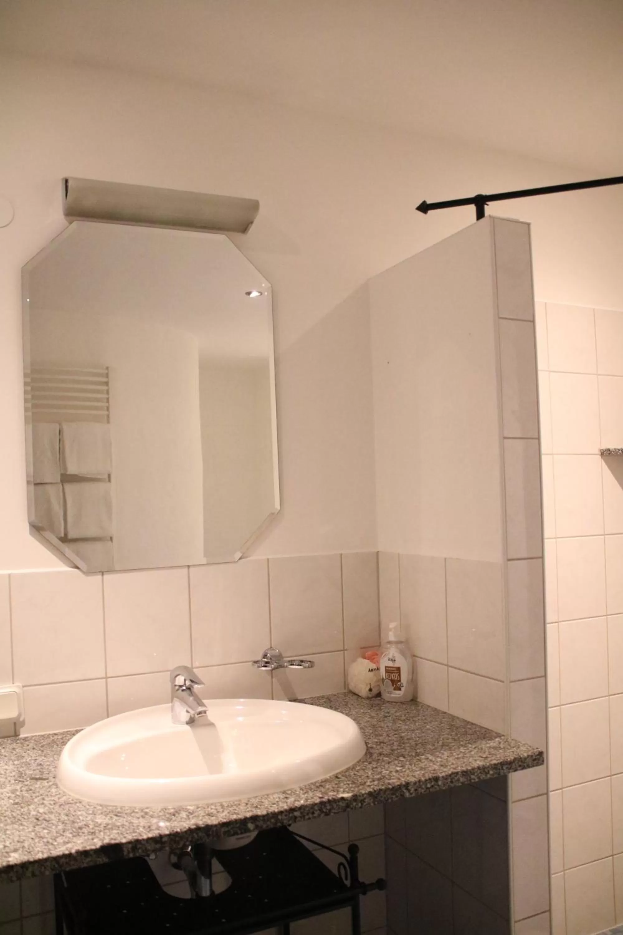 Bathroom in Hotel Goldene Krone Innsbruck