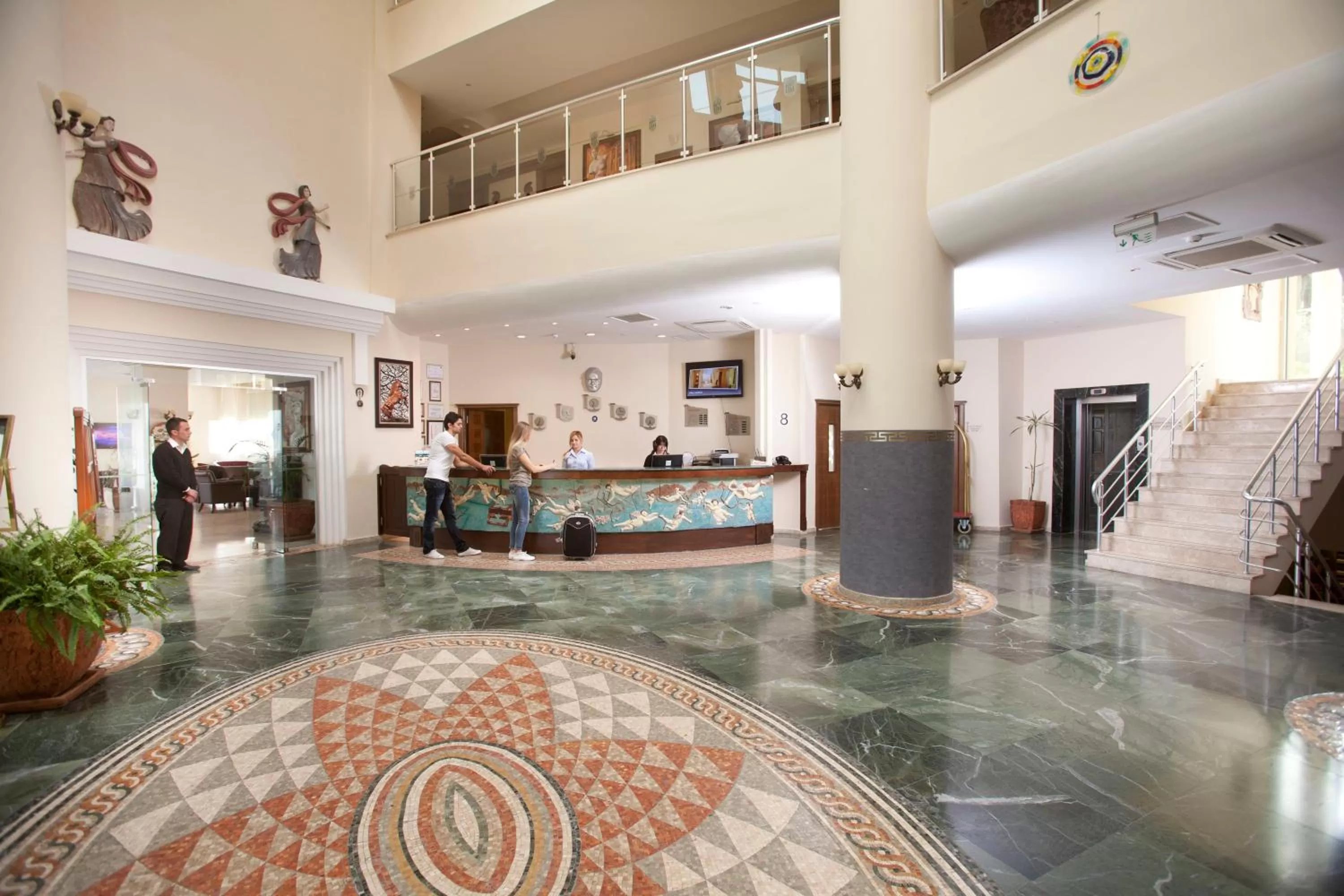 Lobby or reception in Lidya Sardes Hotel Thermal & SPA
