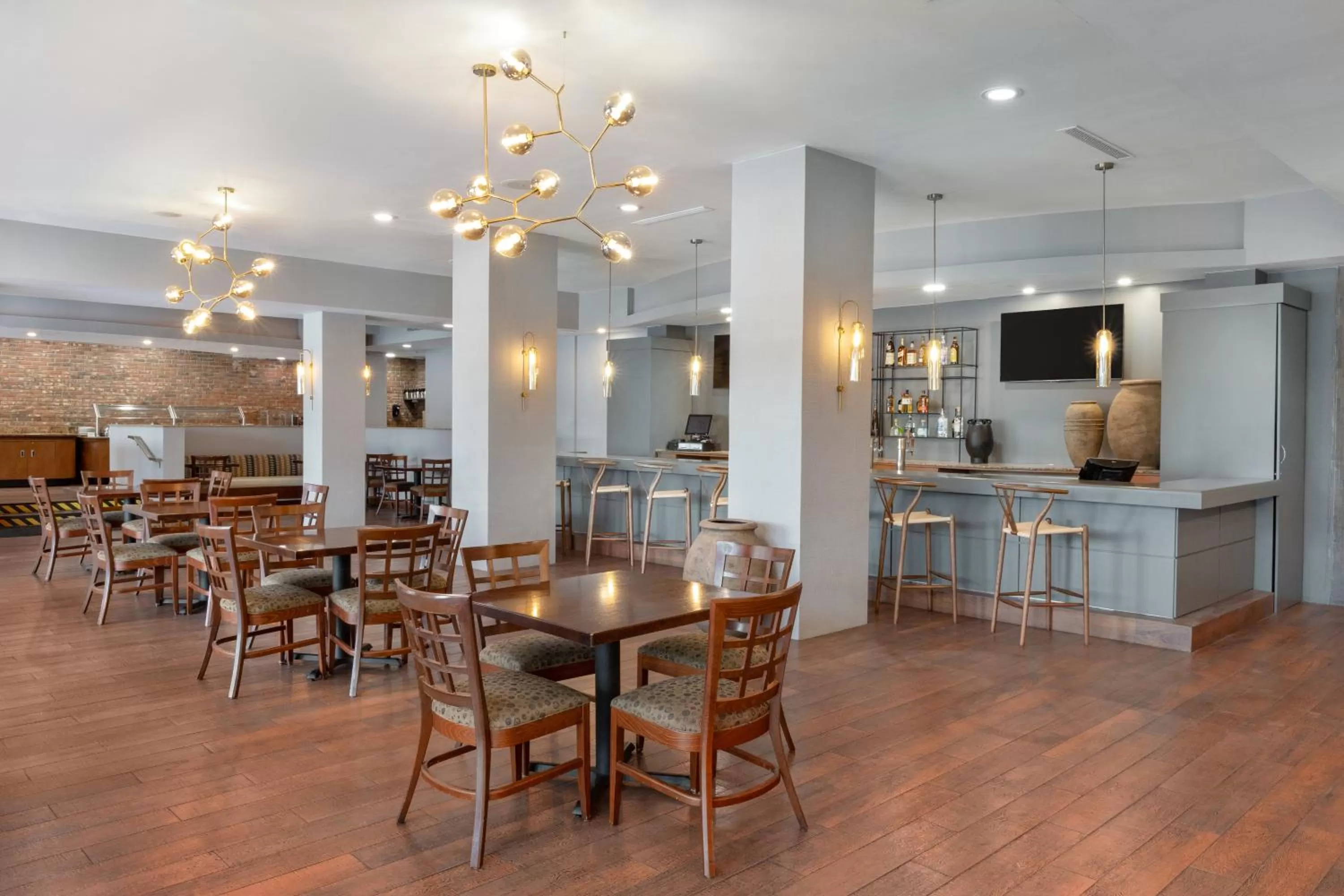 Restaurant/places to eat in Holiday Inn Hotel Port of Miami-Downtown by IHG