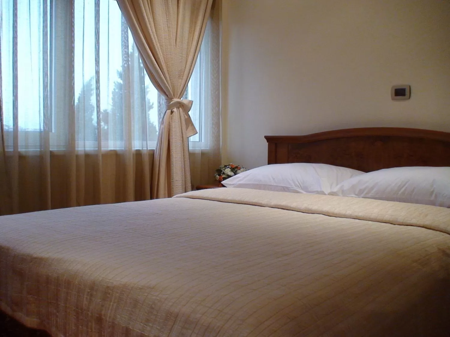 Bed in Mali Hotel BaMBiS
