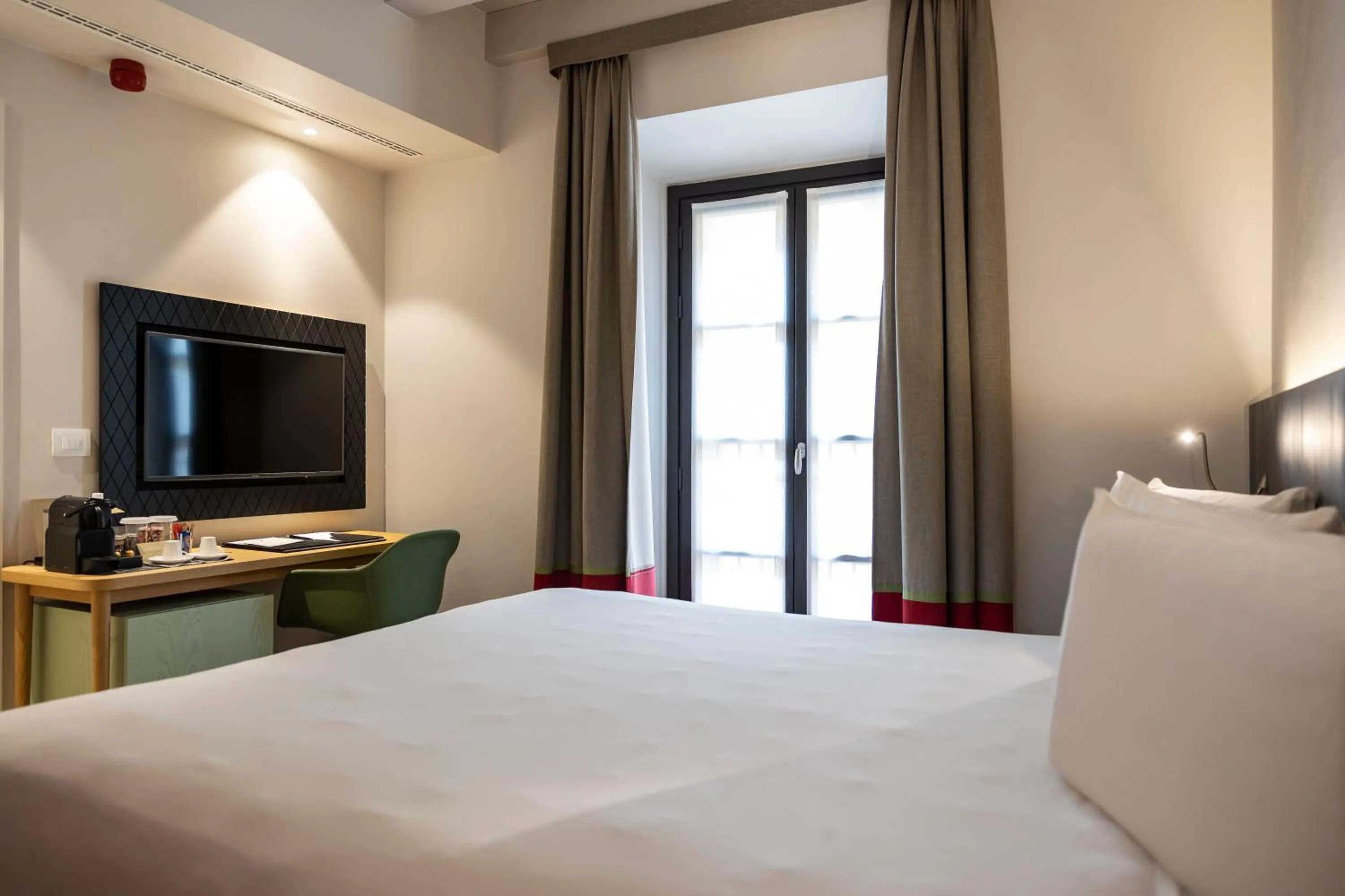 Bedroom, Bed in Savona 18 Suites