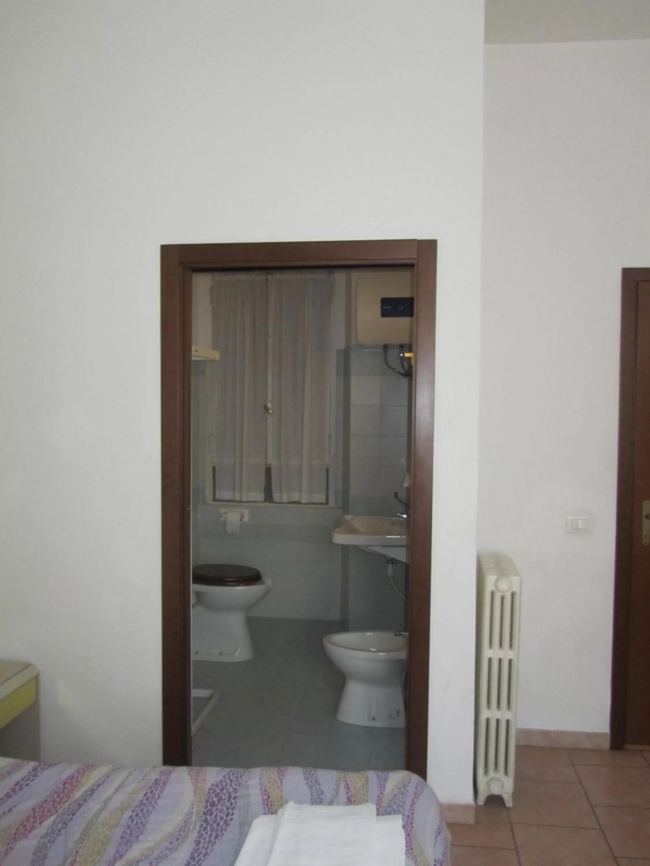 Bathroom in Hotel Gambara