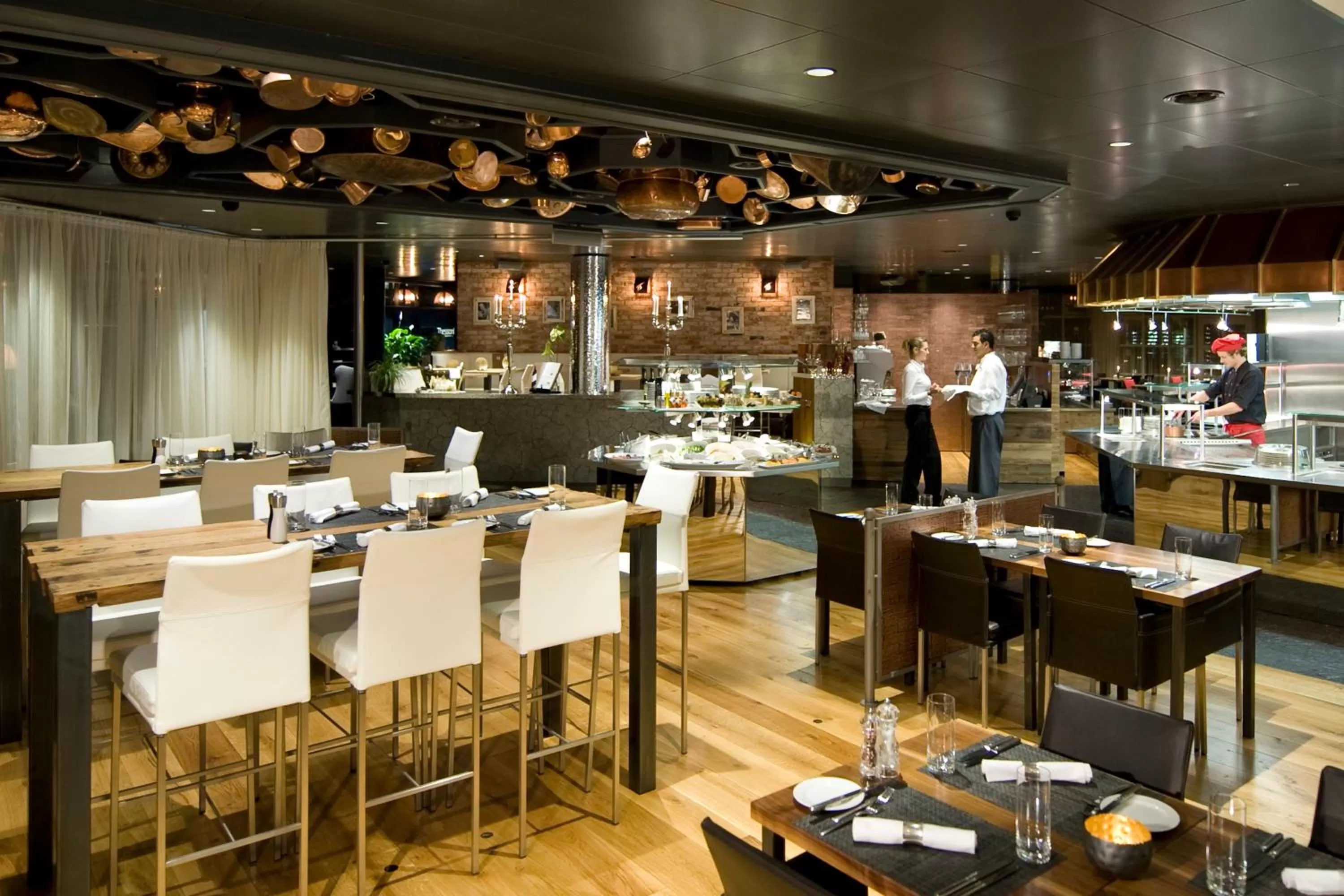 Restaurant/places to eat in Boutiquehotel Thessoni Classic & Self service Residence Home Zürich