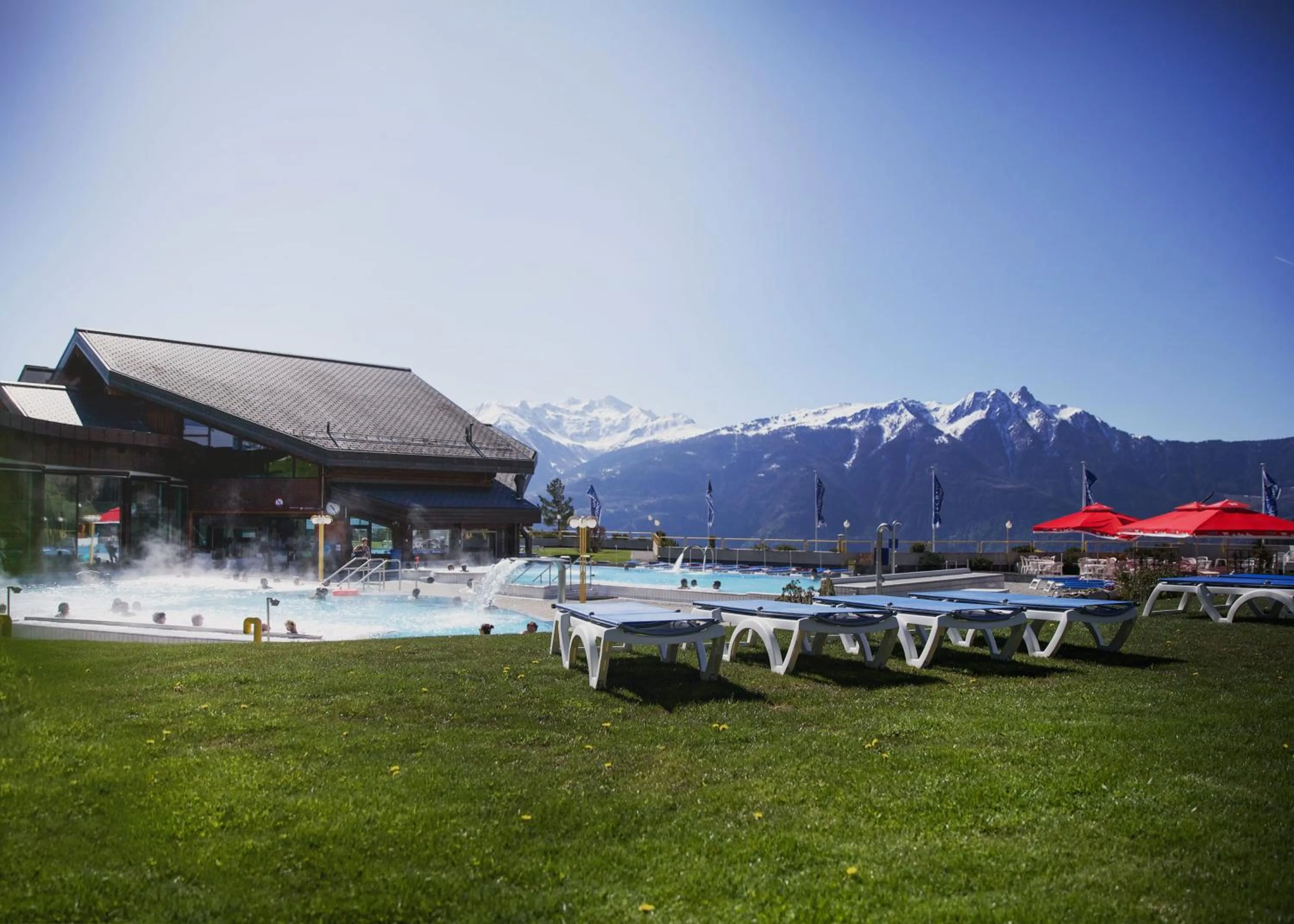 Spring in Hôtel Les Bains d'Ovronnaz
