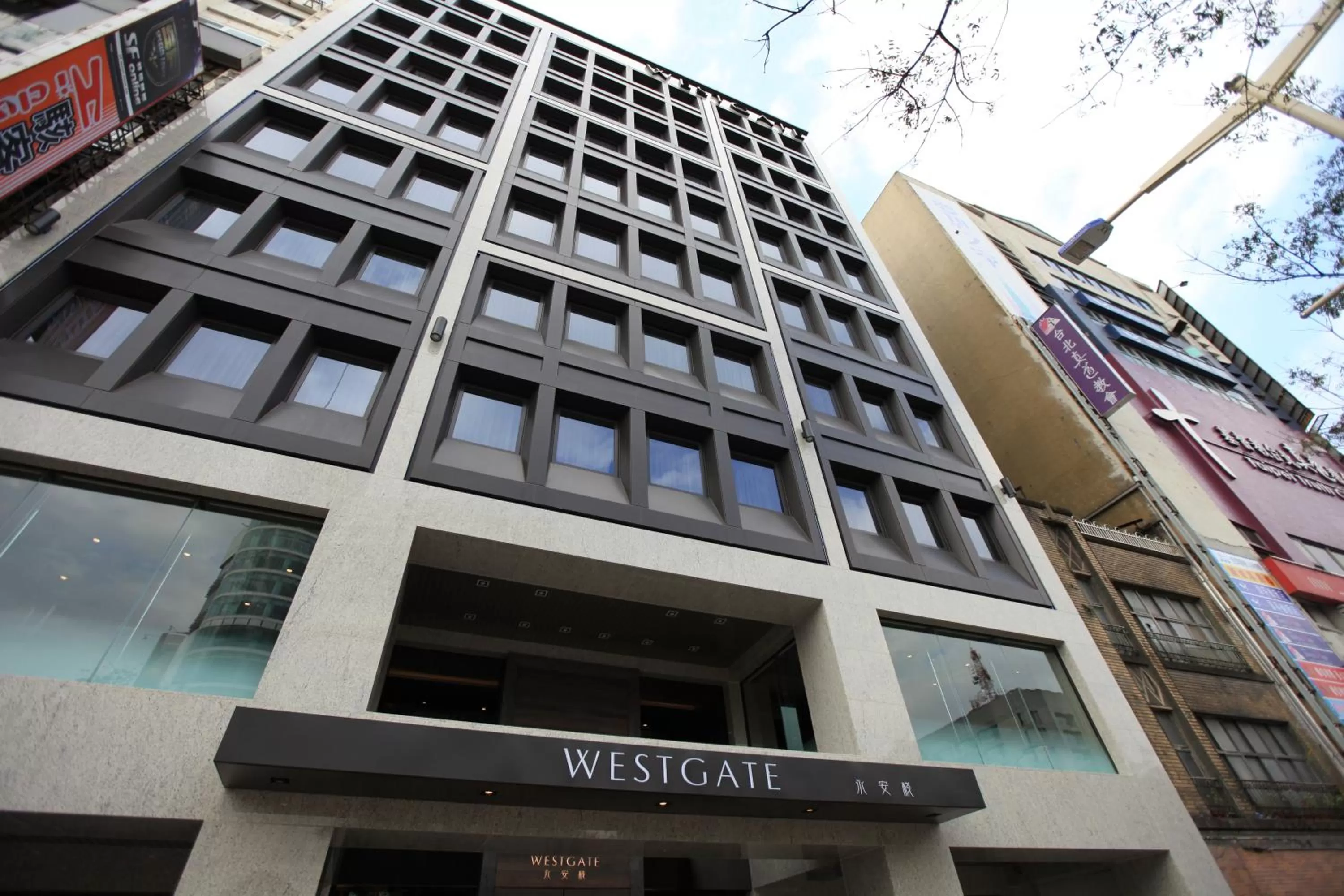 Decorative detail in WESTGATE Hotel