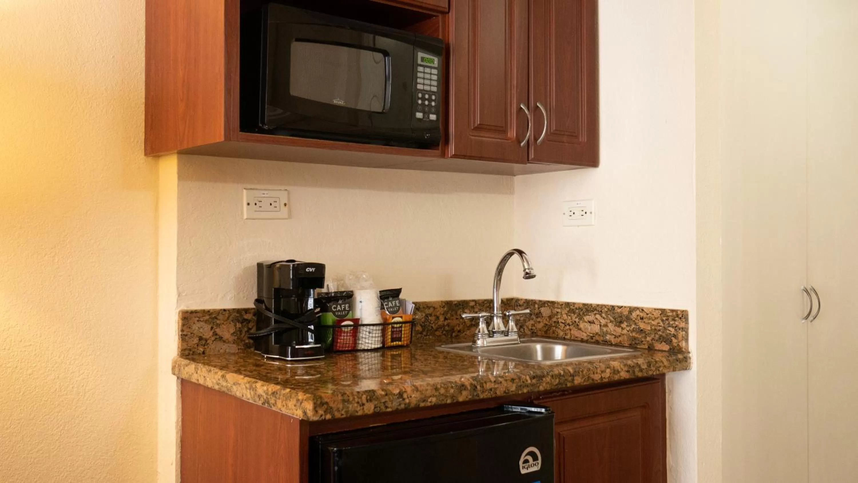 Ramada Plaza by Wyndham Marco Polo Beach Resort