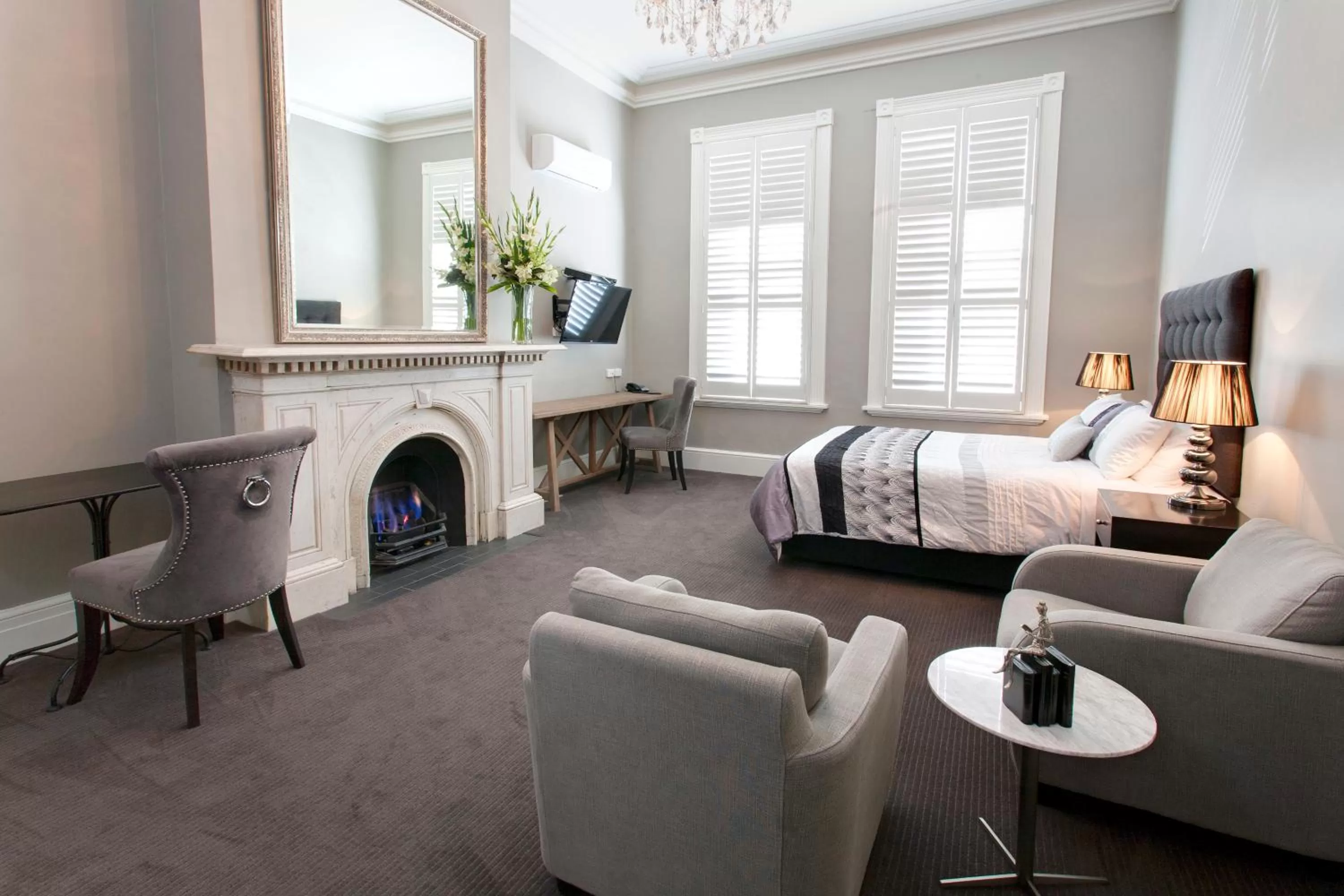 TV and multimedia, Bed in Ballarat Premier Apartments