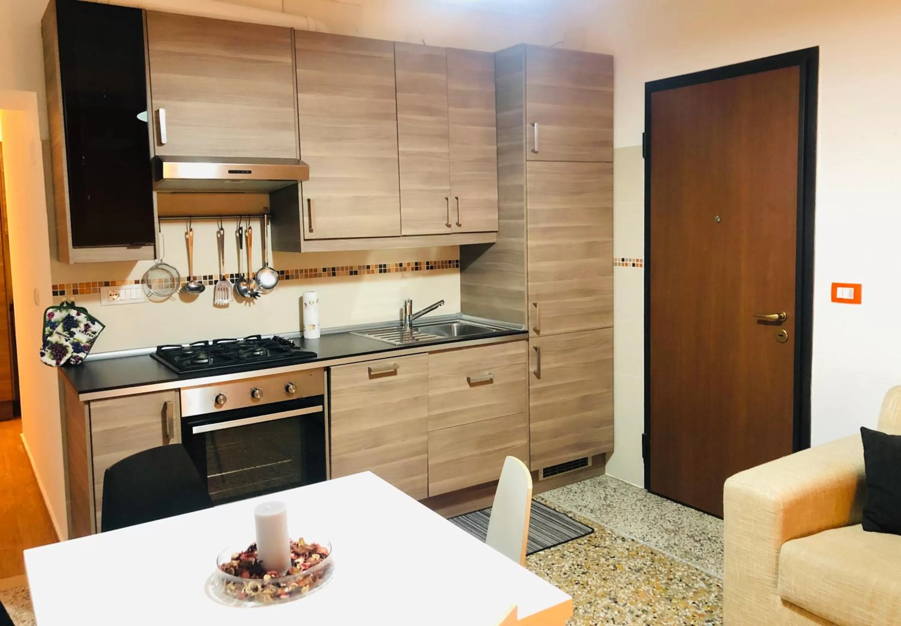 Kitchen or kitchenette in Relais Piazza Del Plebiscito B&B