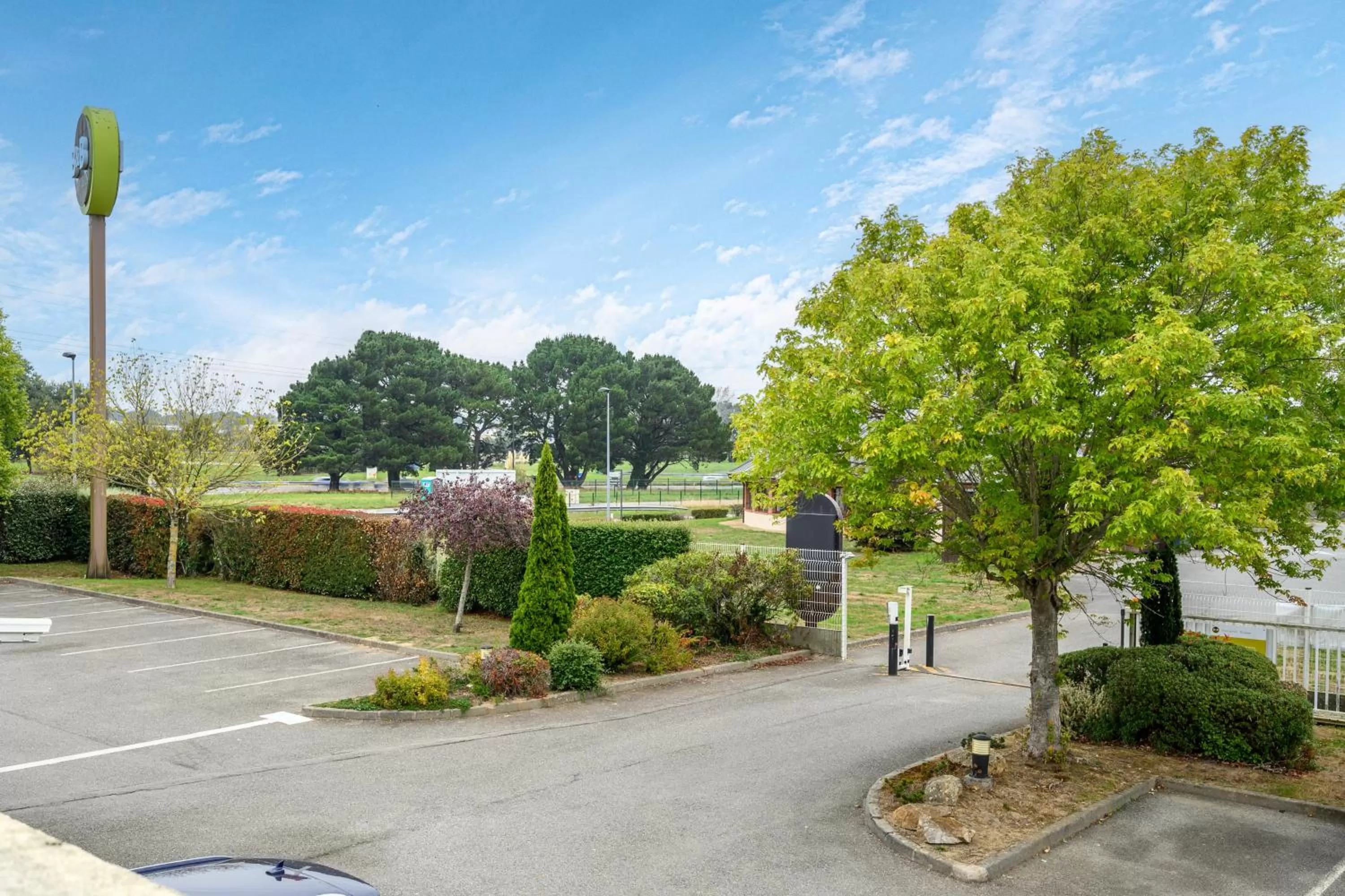 Parking in B&B HOTEL Lorient Lanester