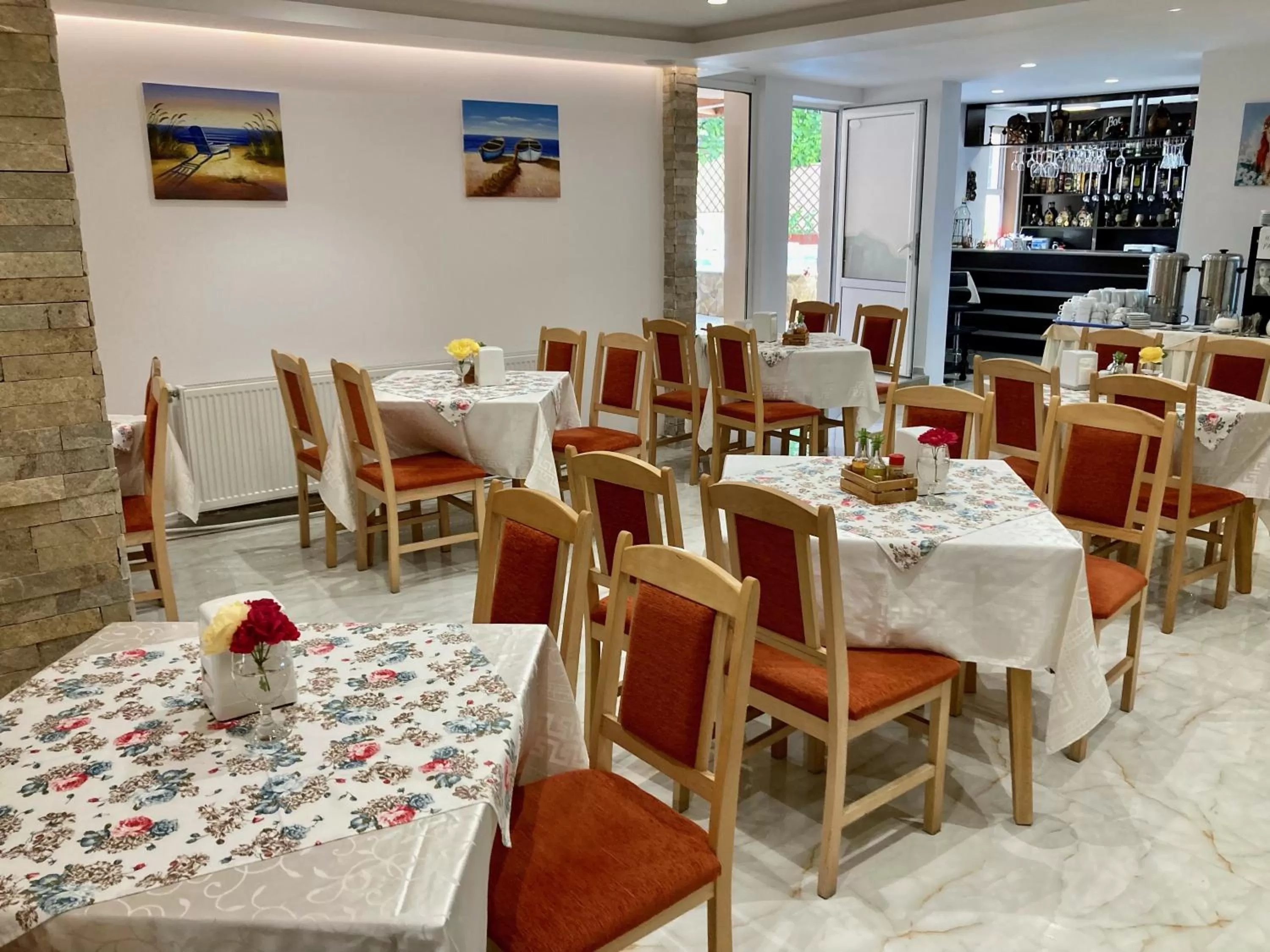 Restaurant/places to eat in Plovdiv Hotel