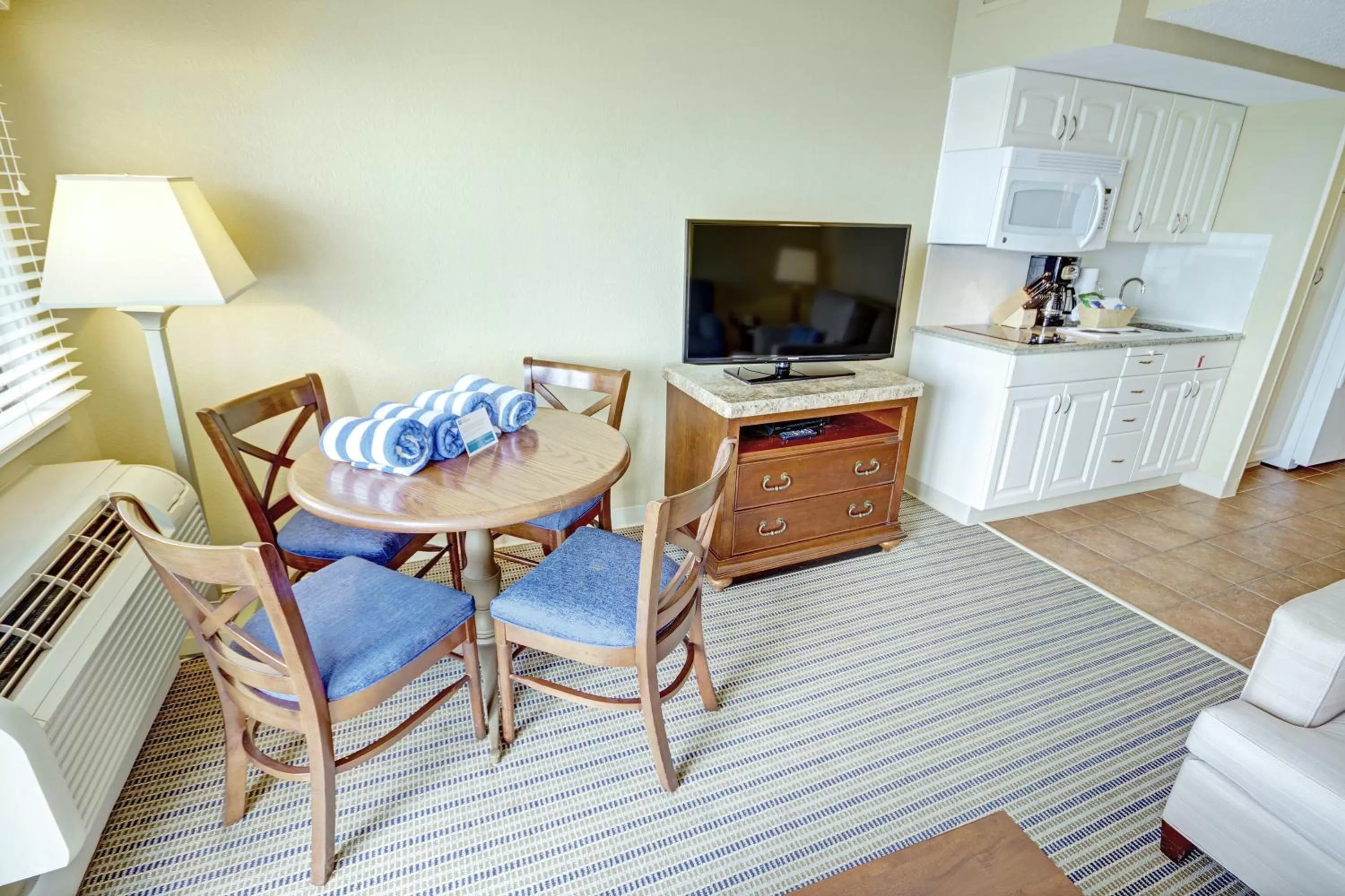 Photo of the whole room in Club Wyndham Inn on Long Wharf