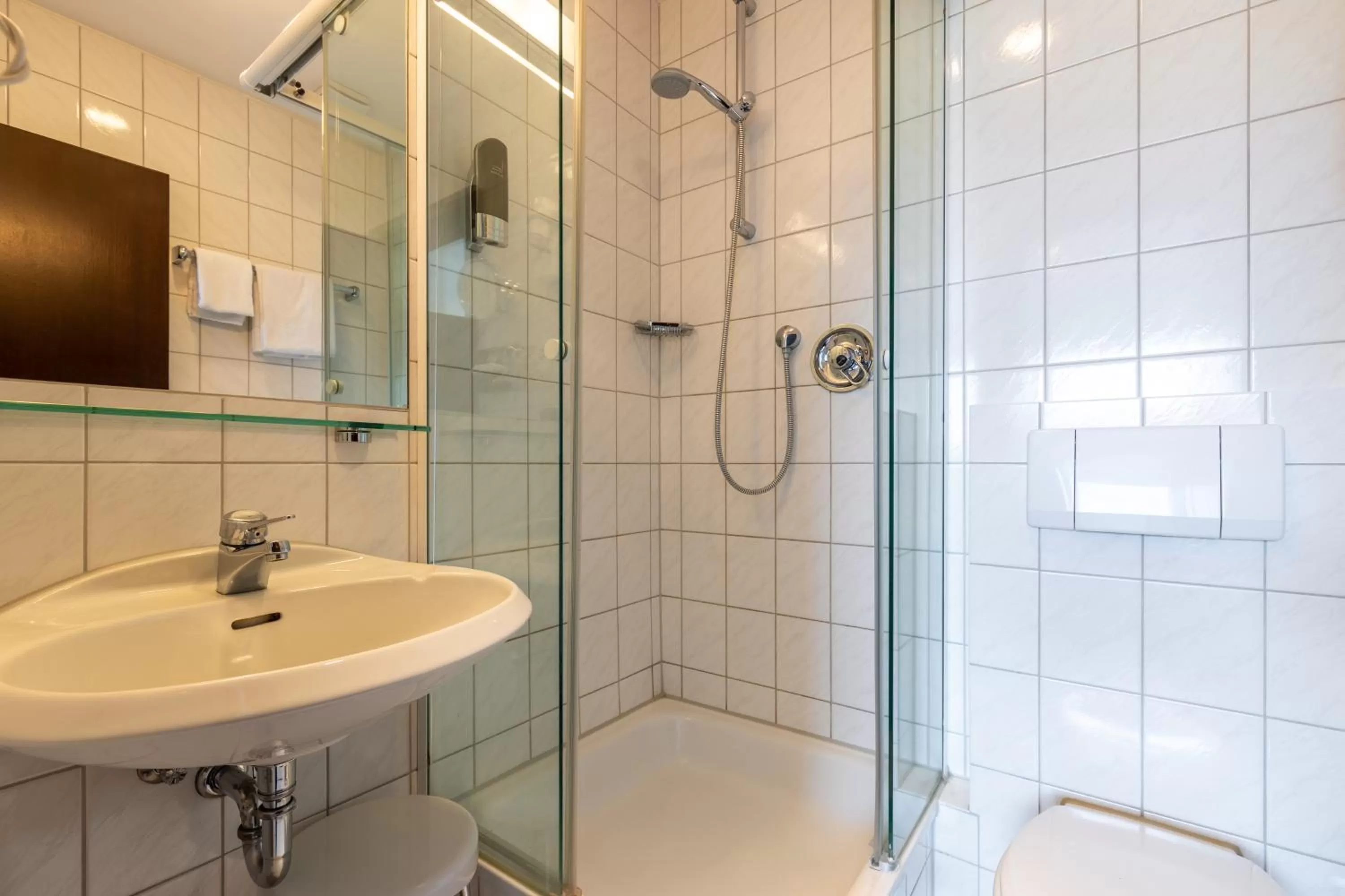 Bathroom in Trip Inn Hotel Esplanade, Düsseldorf