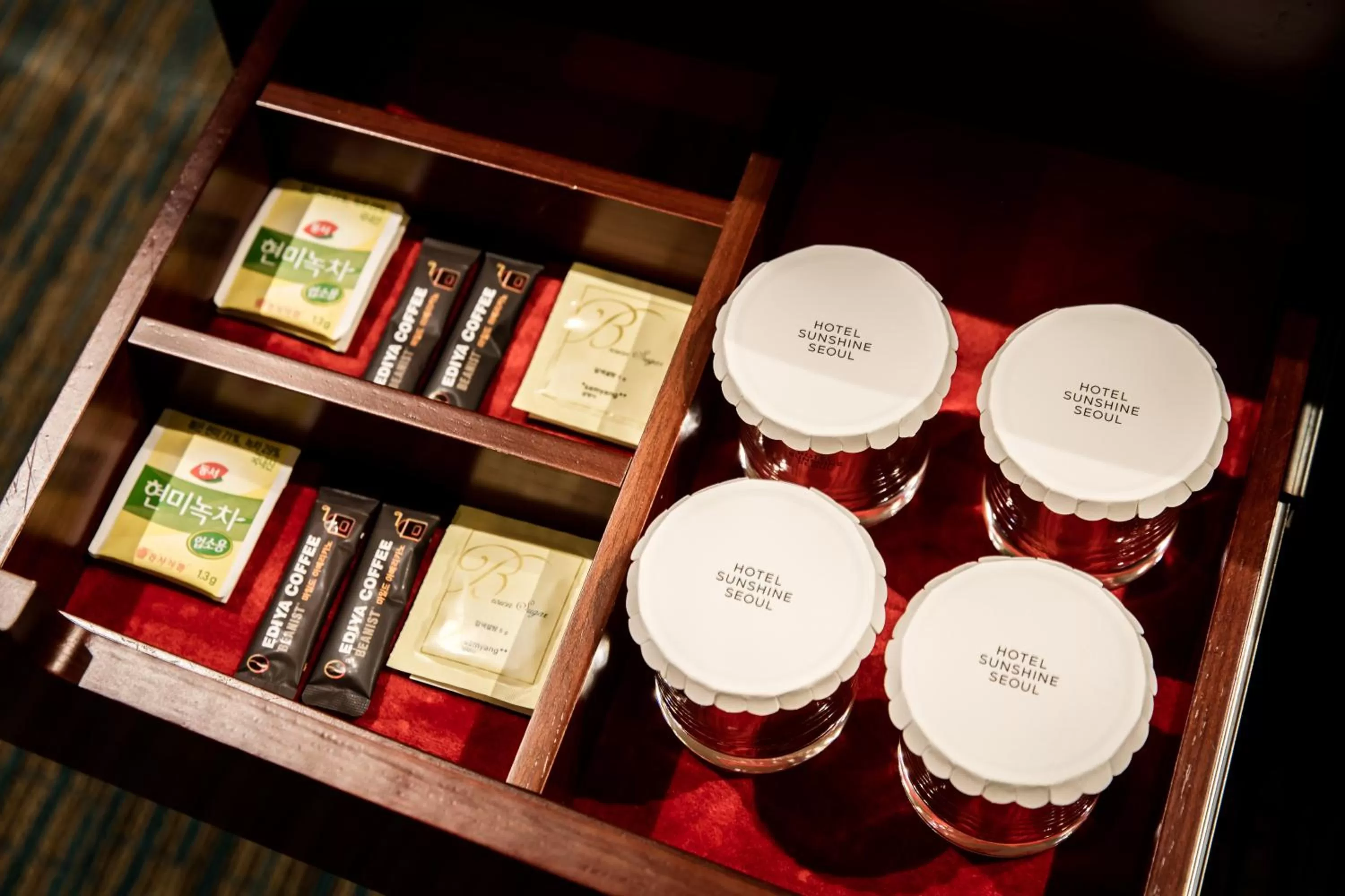 Decorative detail in Sunshine Hotel