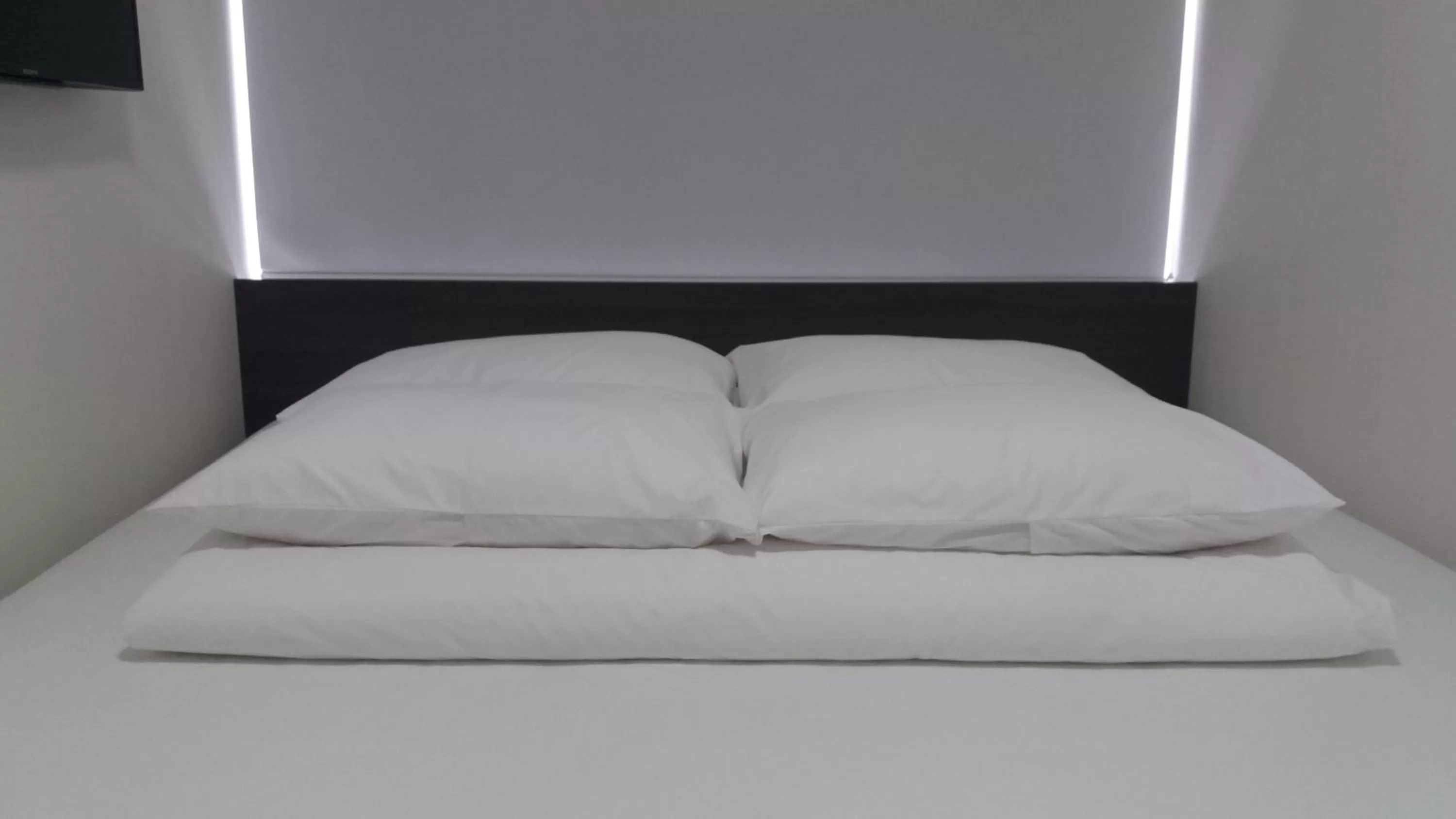 Bed in YU! Smarthotels