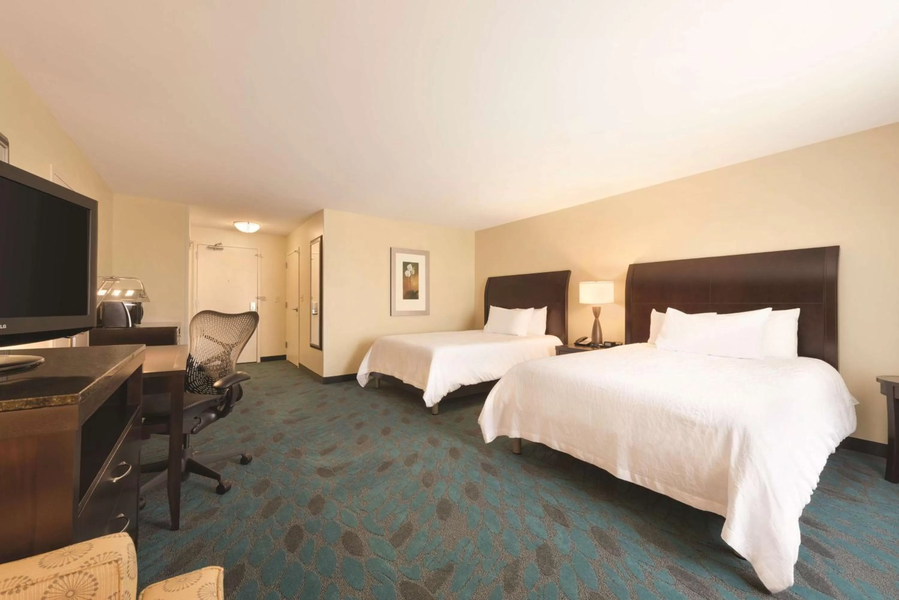 Bed in Hilton Garden Inn Fargo