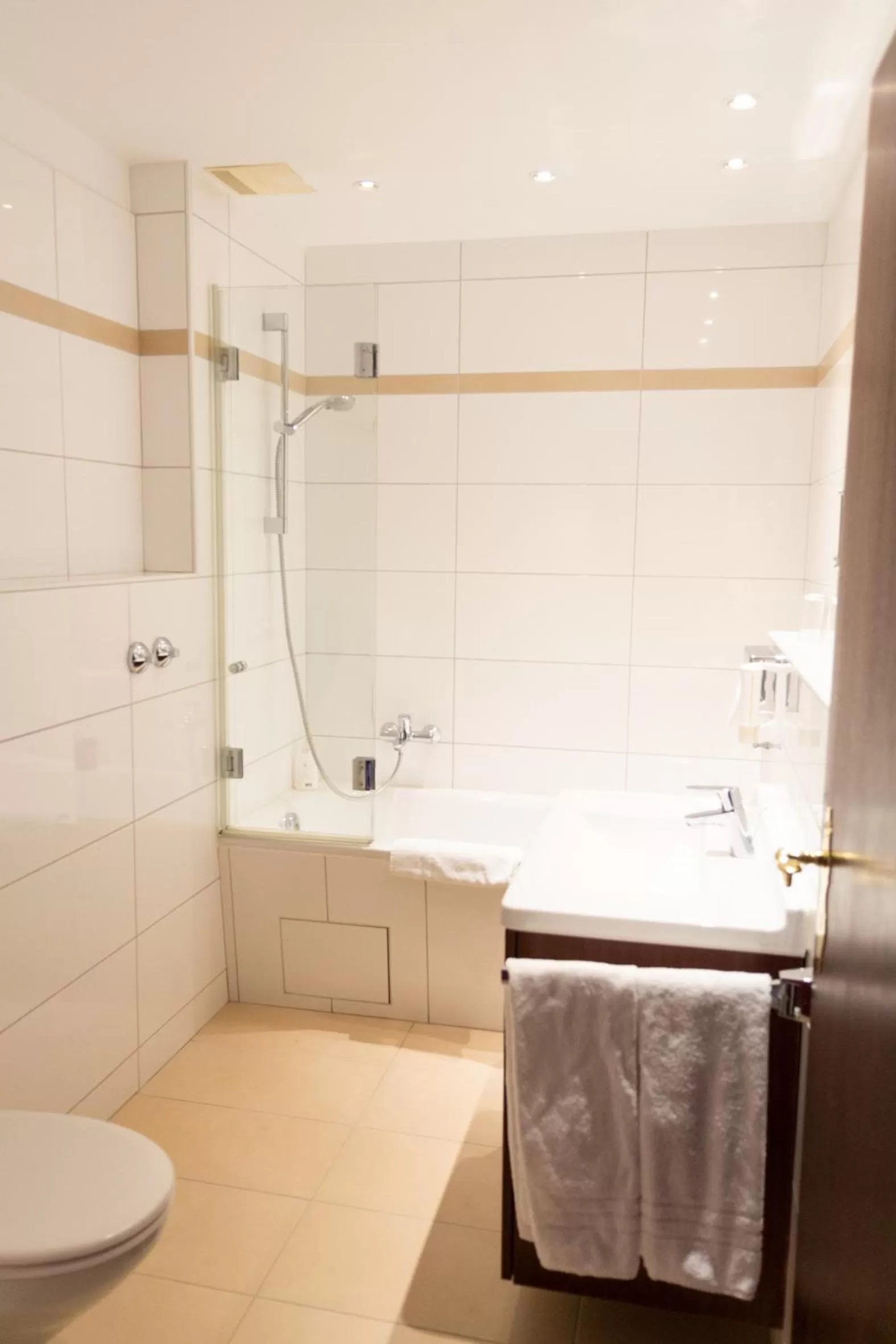 Bathroom in Hotel Haus am Zoo