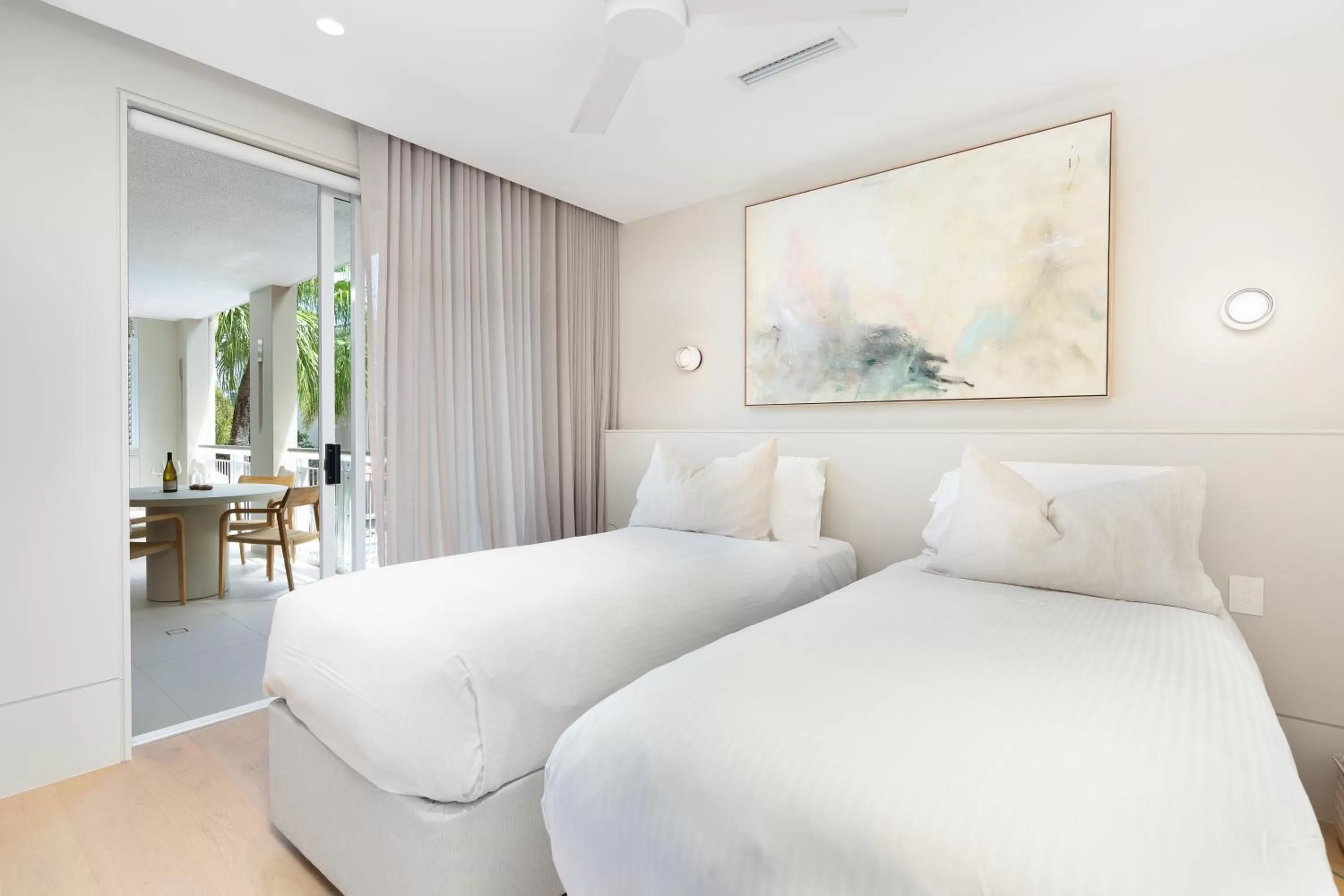 Bed in Laguna on Hastings