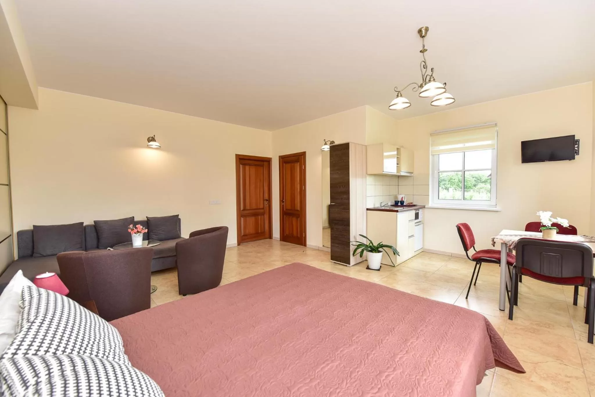 Photo of the whole room in "Trakaitis" apartments in Villa