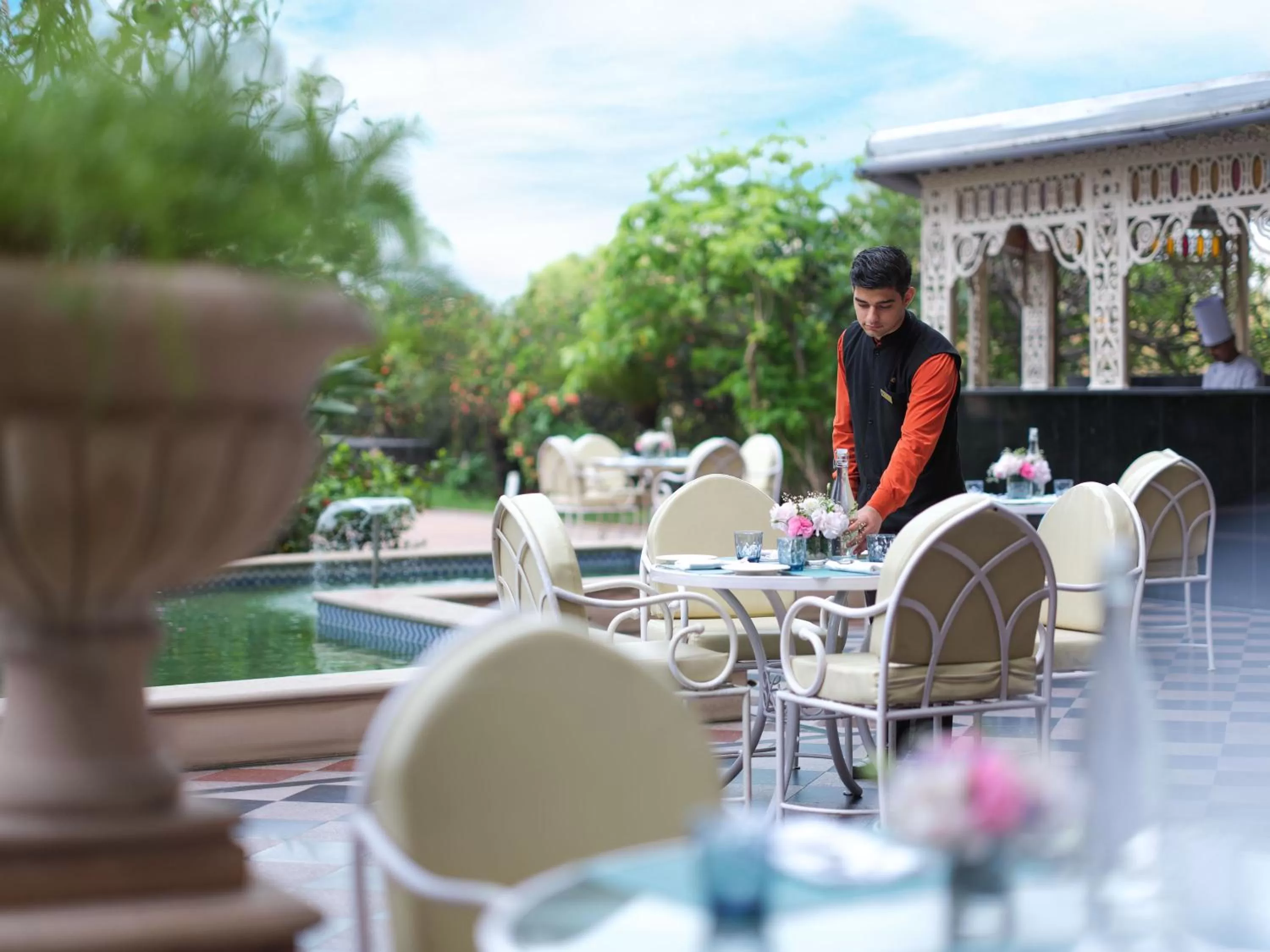 Restaurant/places to eat in Taj Krishna