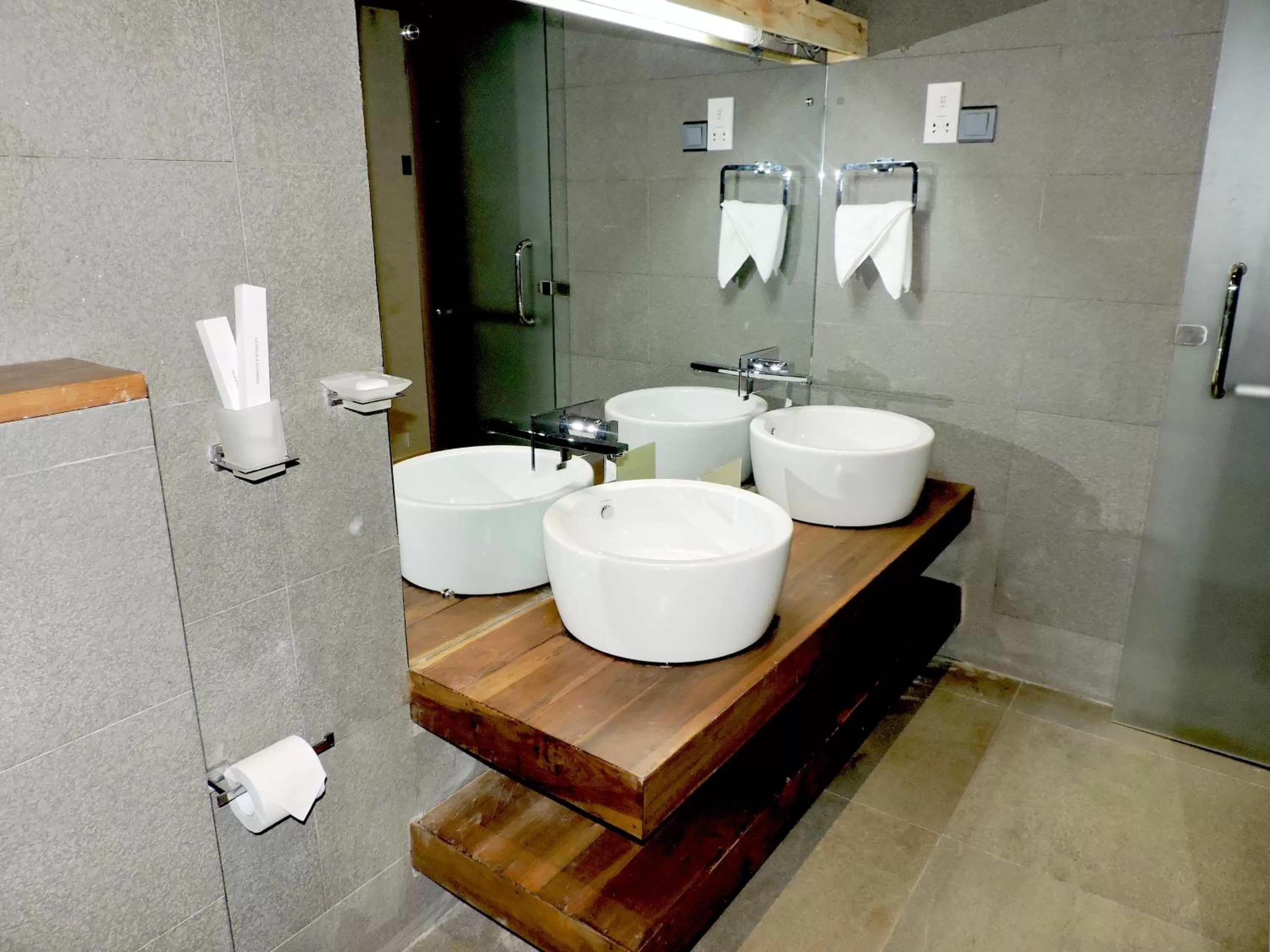 Bathroom in Ballena Regency